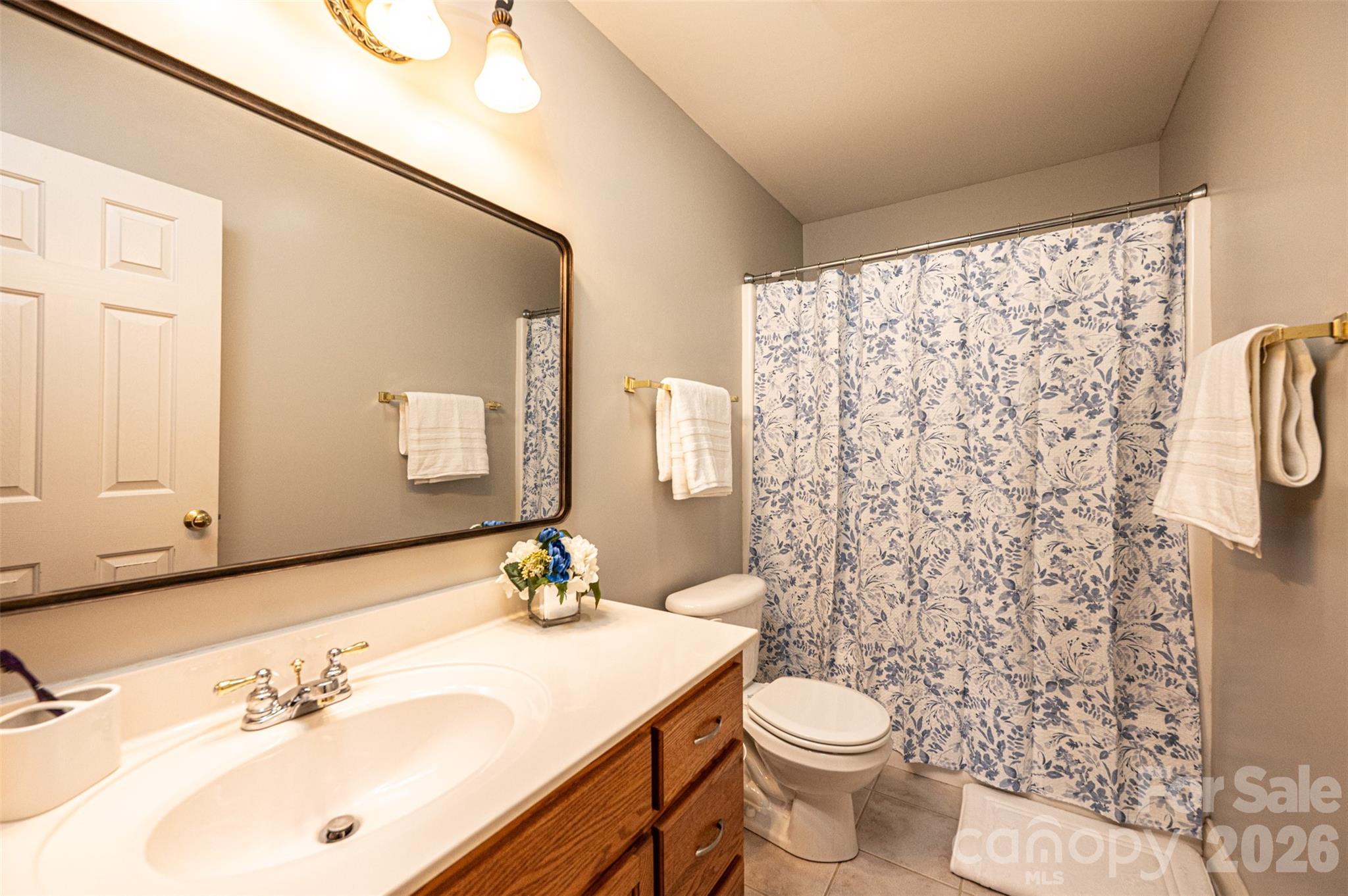 2640 Ironwood Drive — Hickory
