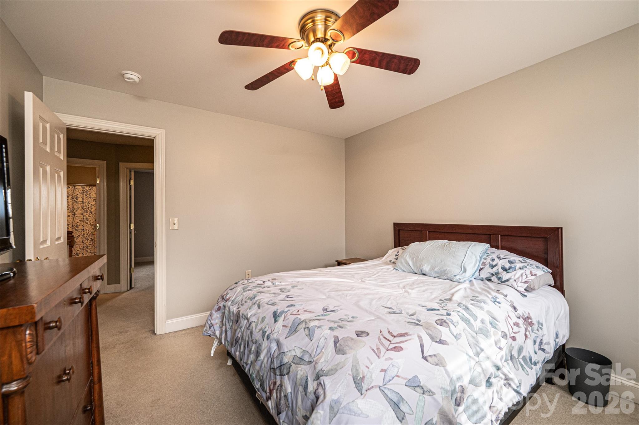 2640 Ironwood Drive — Hickory