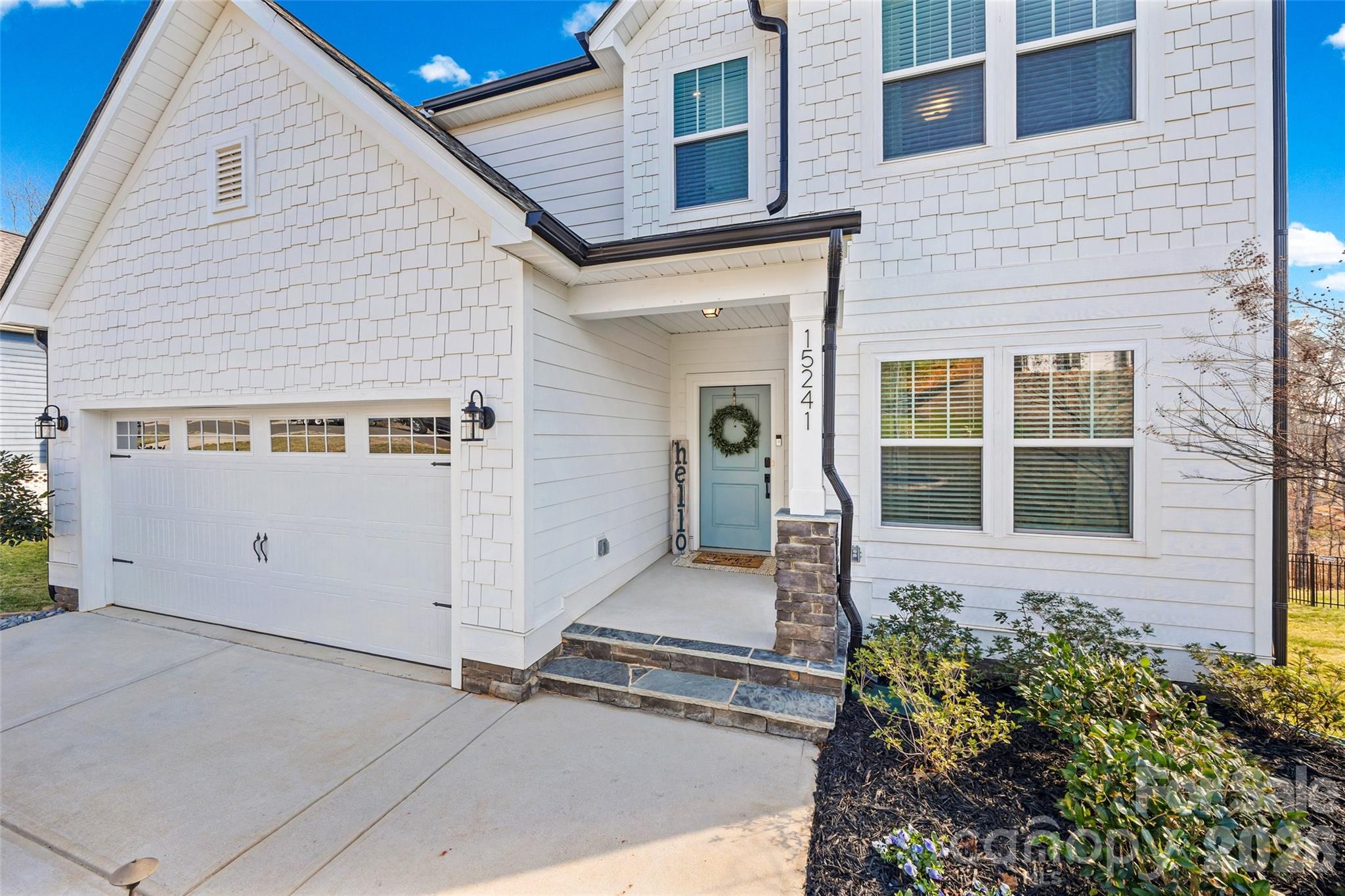 15241 Windward Lane — Lancaster