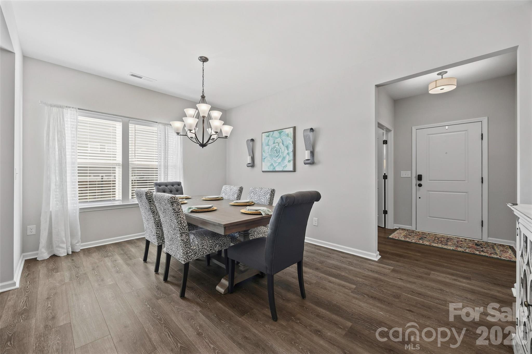 15241 Windward Lane — Lancaster