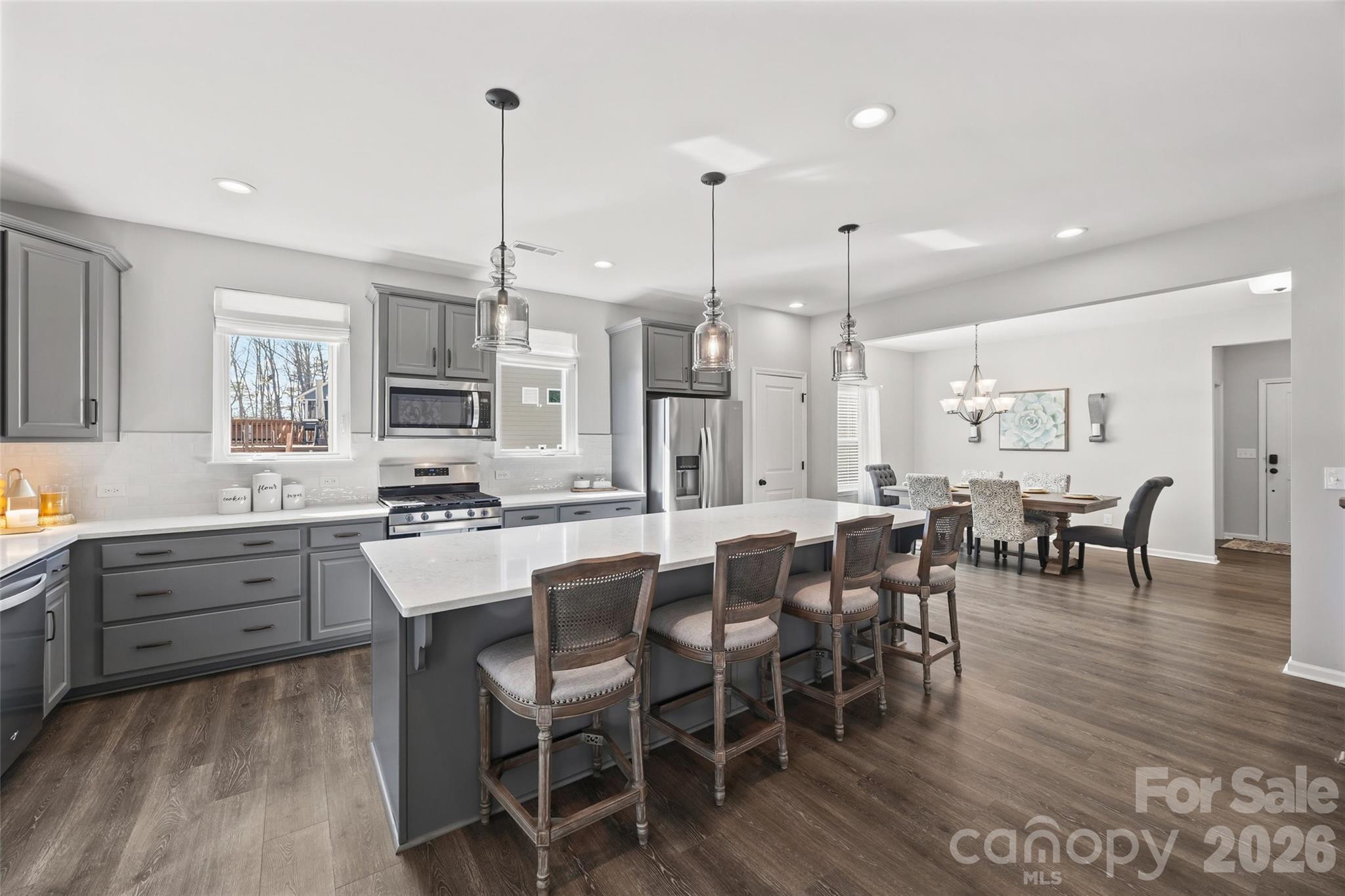 15241 Windward Lane — Lancaster