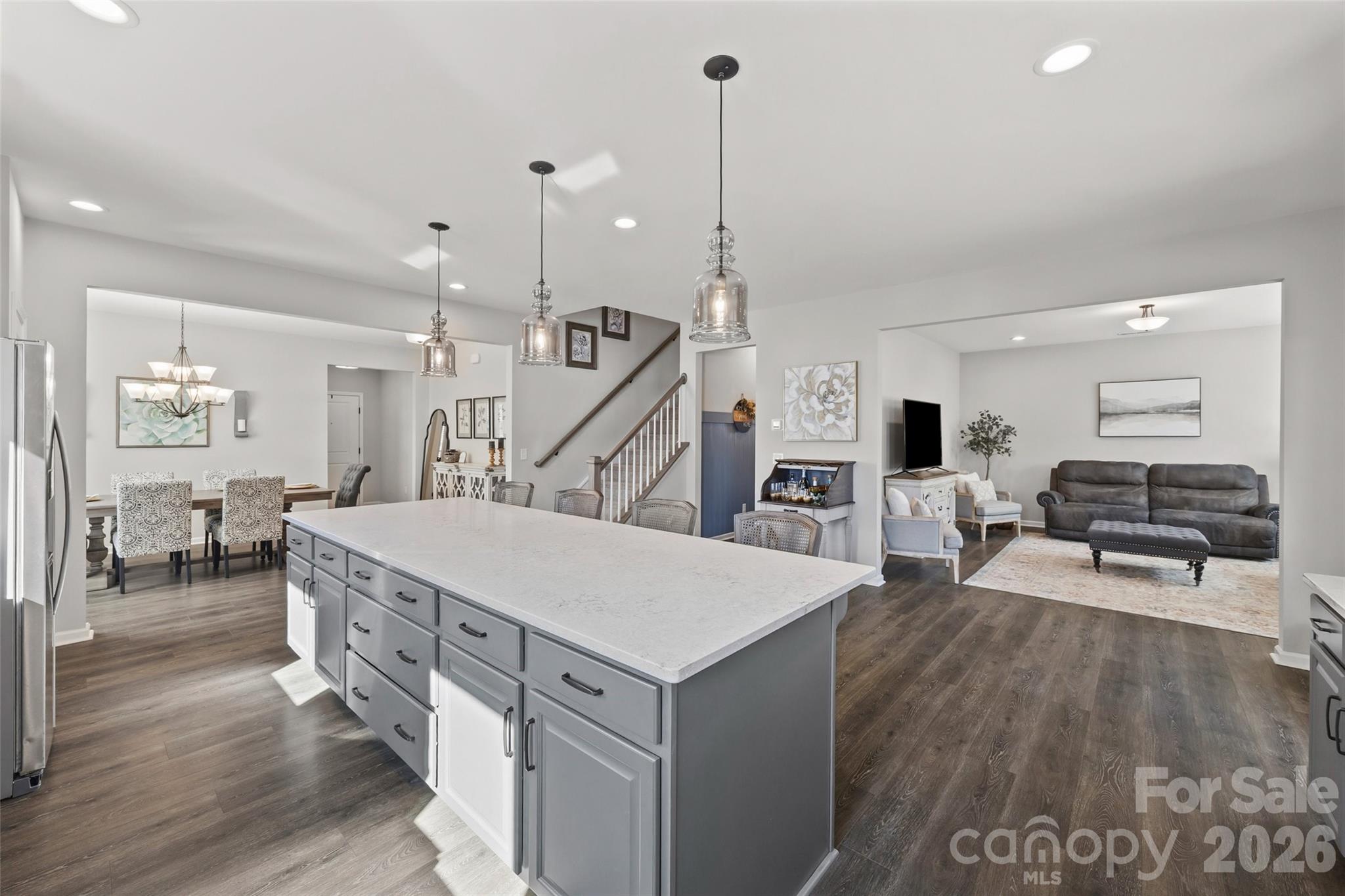 15241 Windward Lane — Lancaster