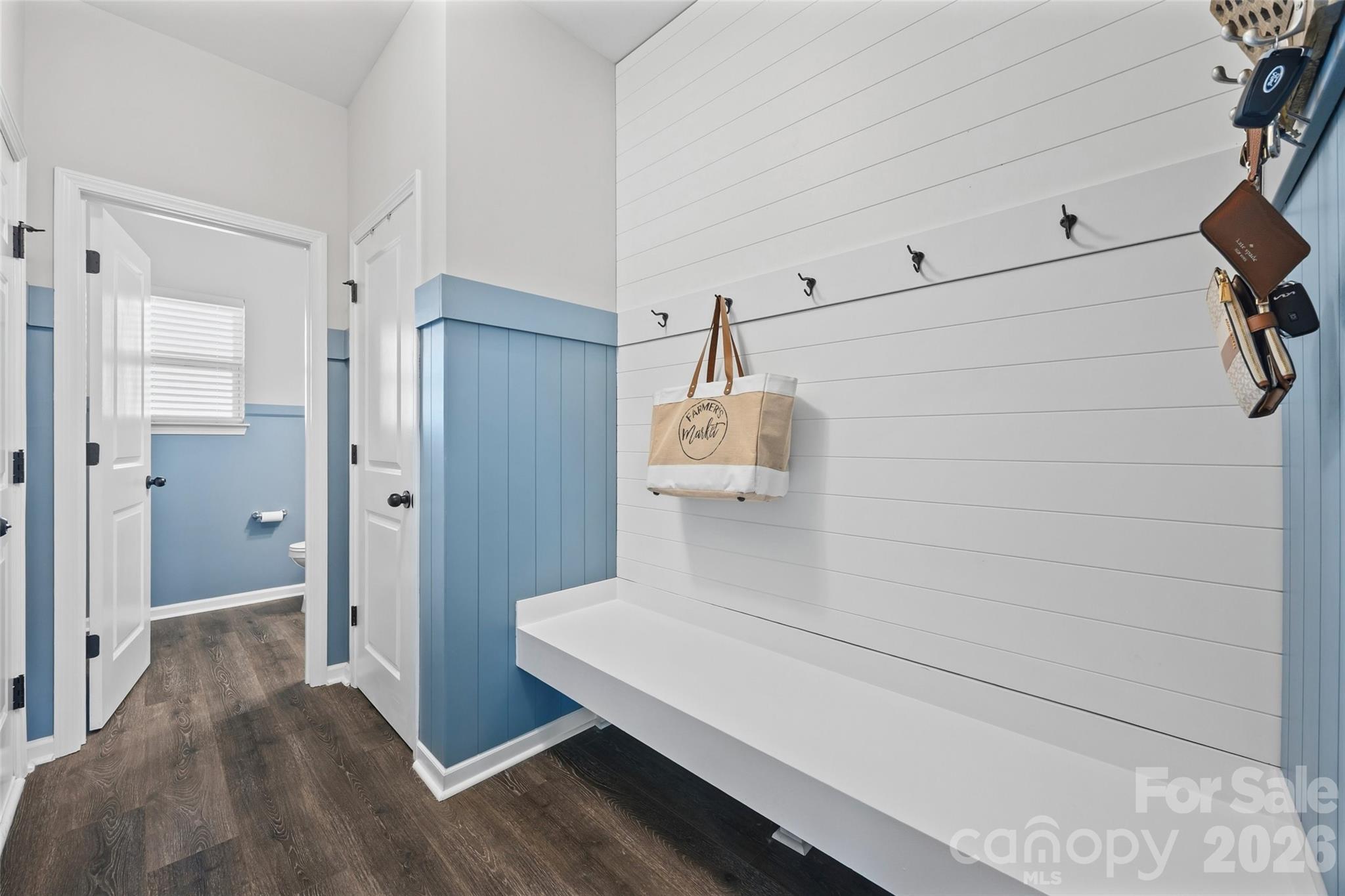 15241 Windward Lane — Lancaster