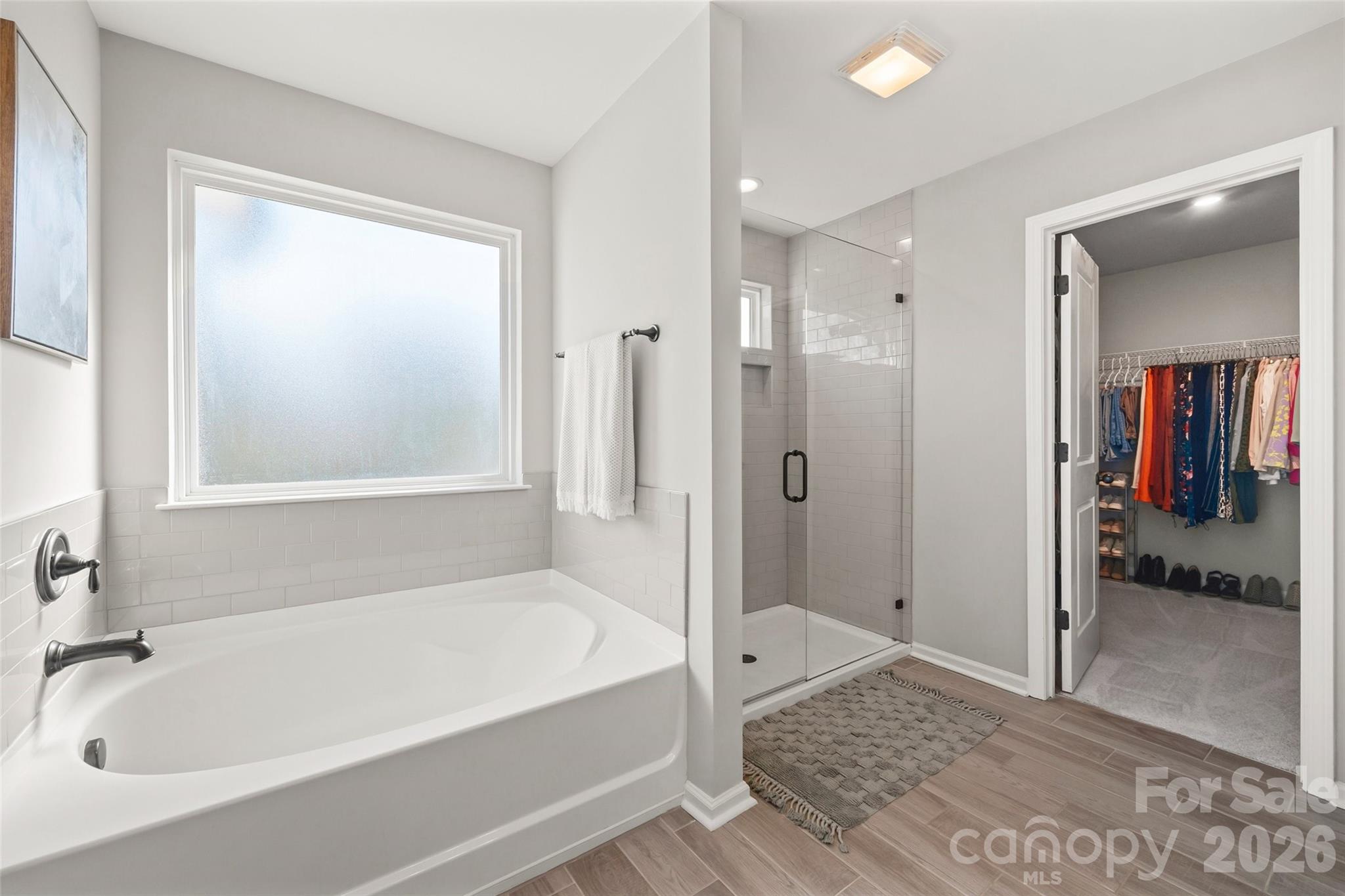 15241 Windward Lane — Lancaster