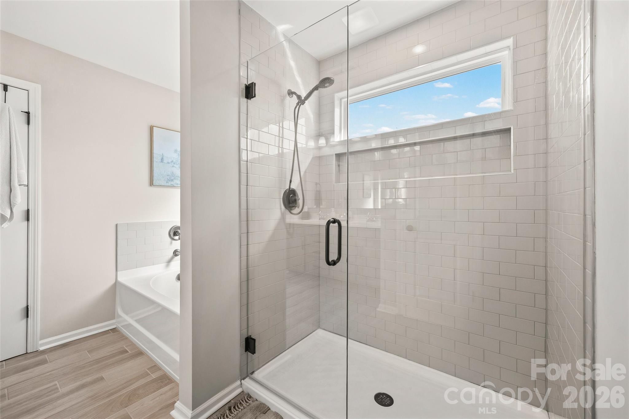 15241 Windward Lane — Lancaster