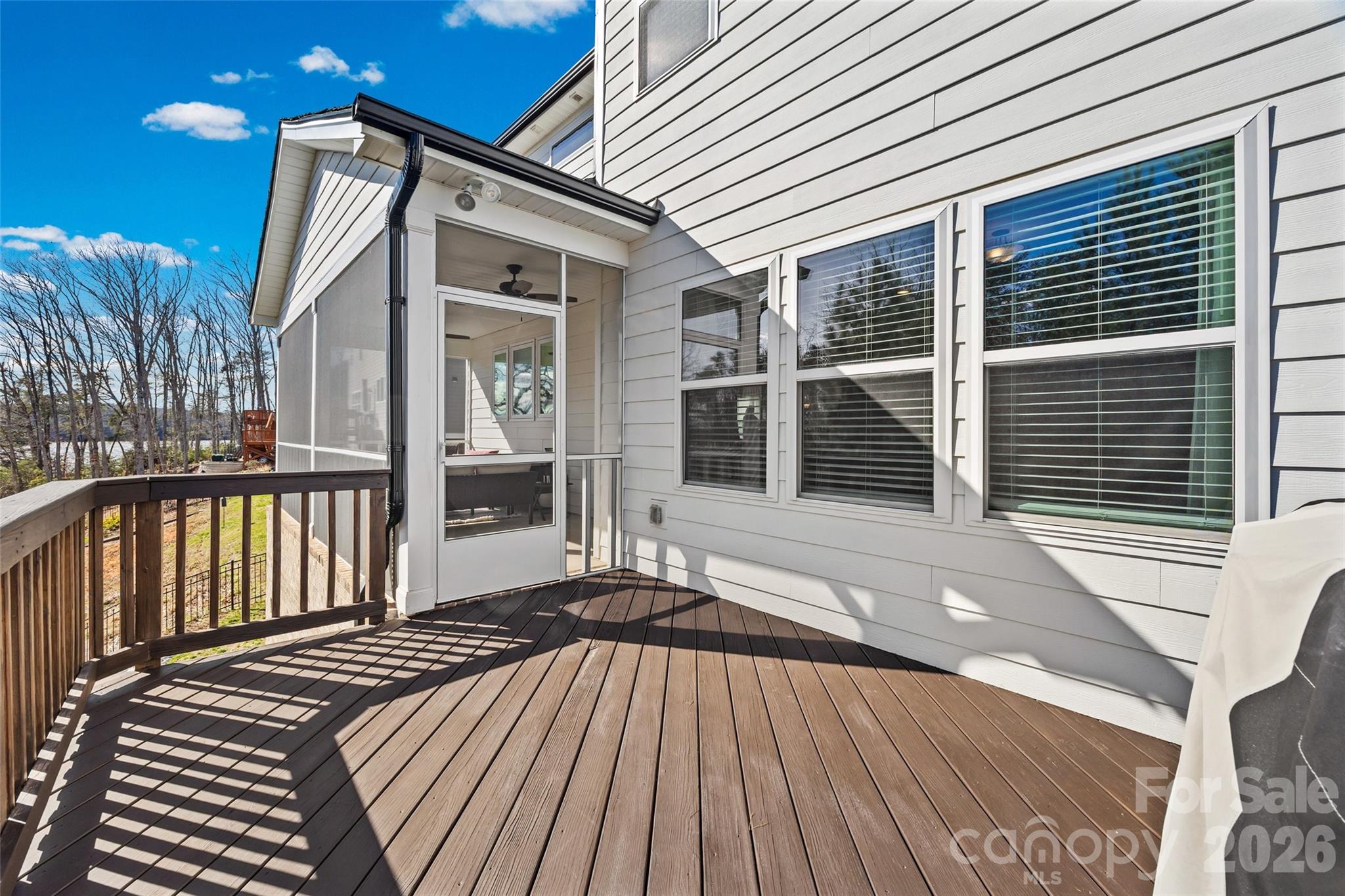 15241 Windward Lane — Lancaster
