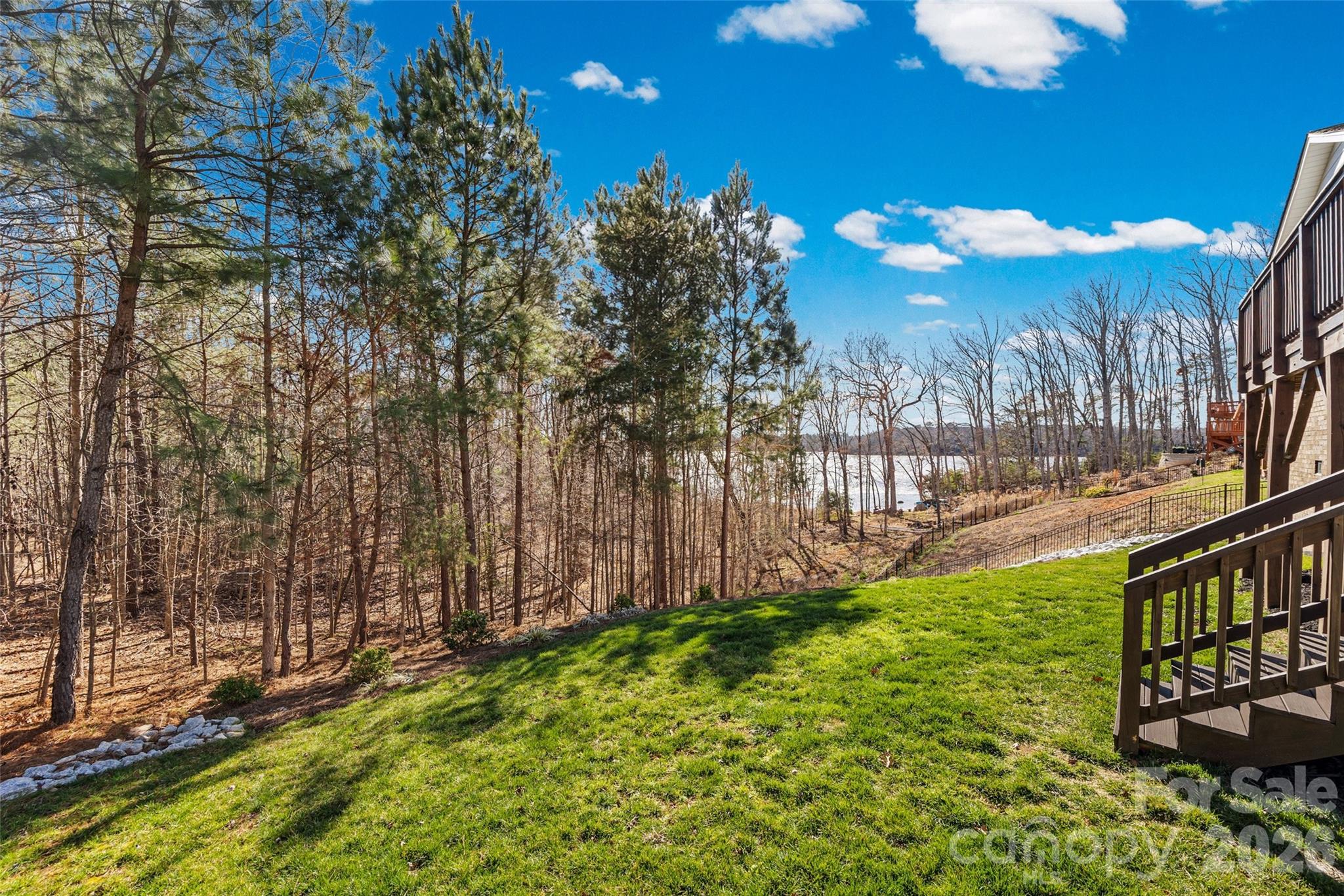 15241 Windward Lane — Lancaster