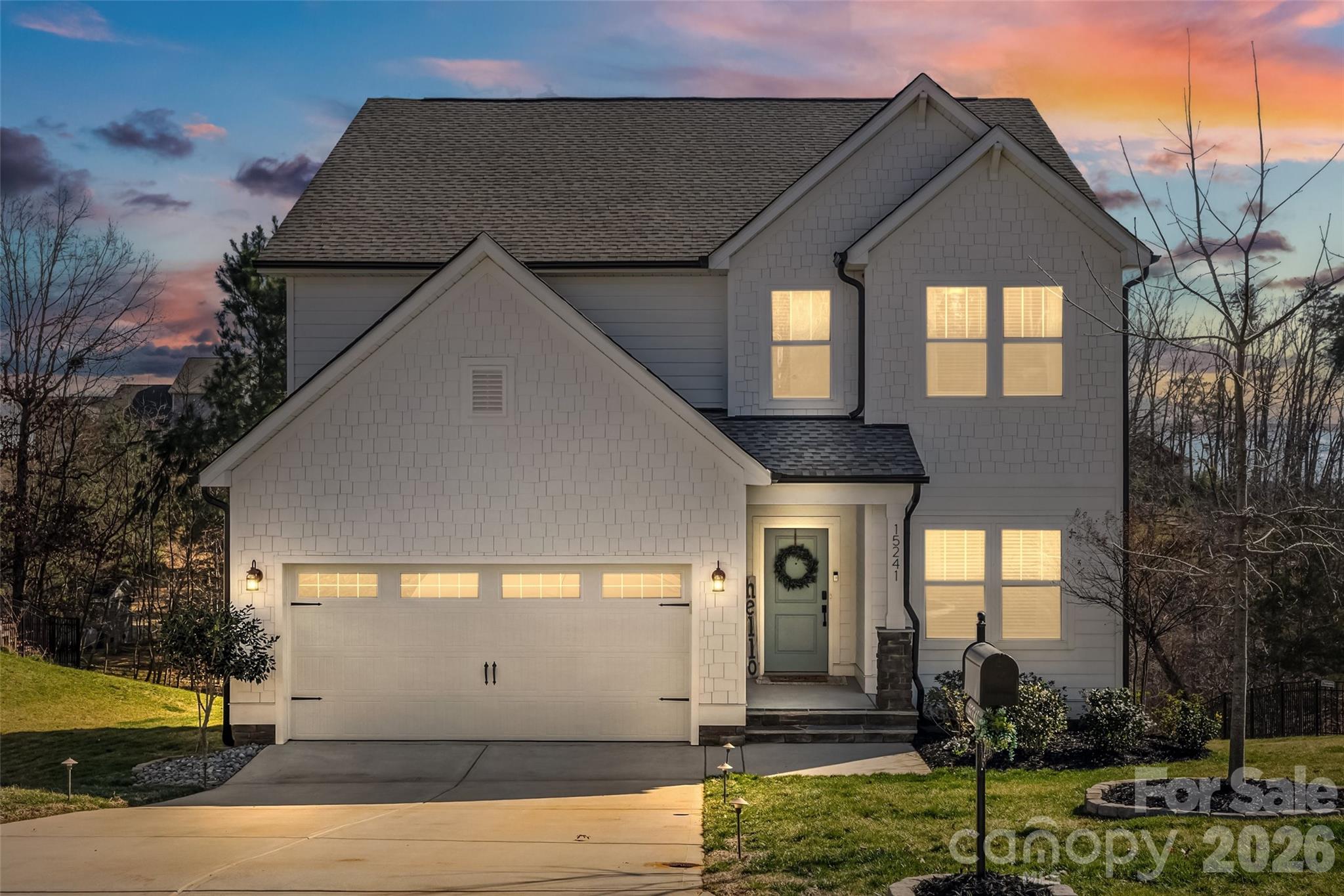15241 Windward Lane — Lancaster