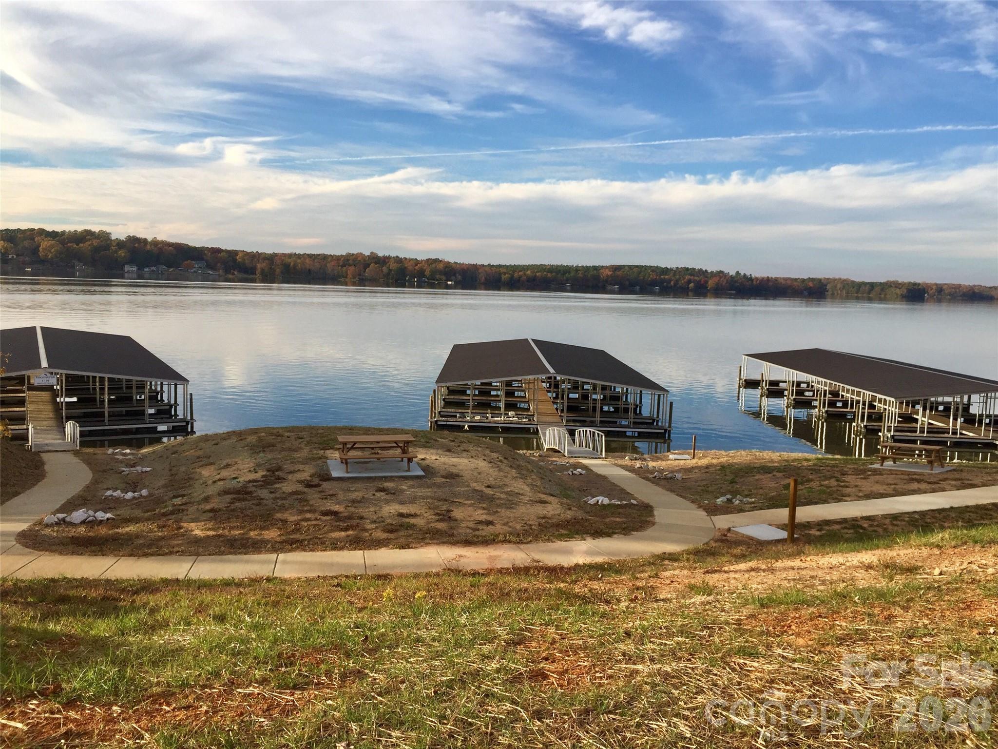 15241 Windward Lane — Lancaster