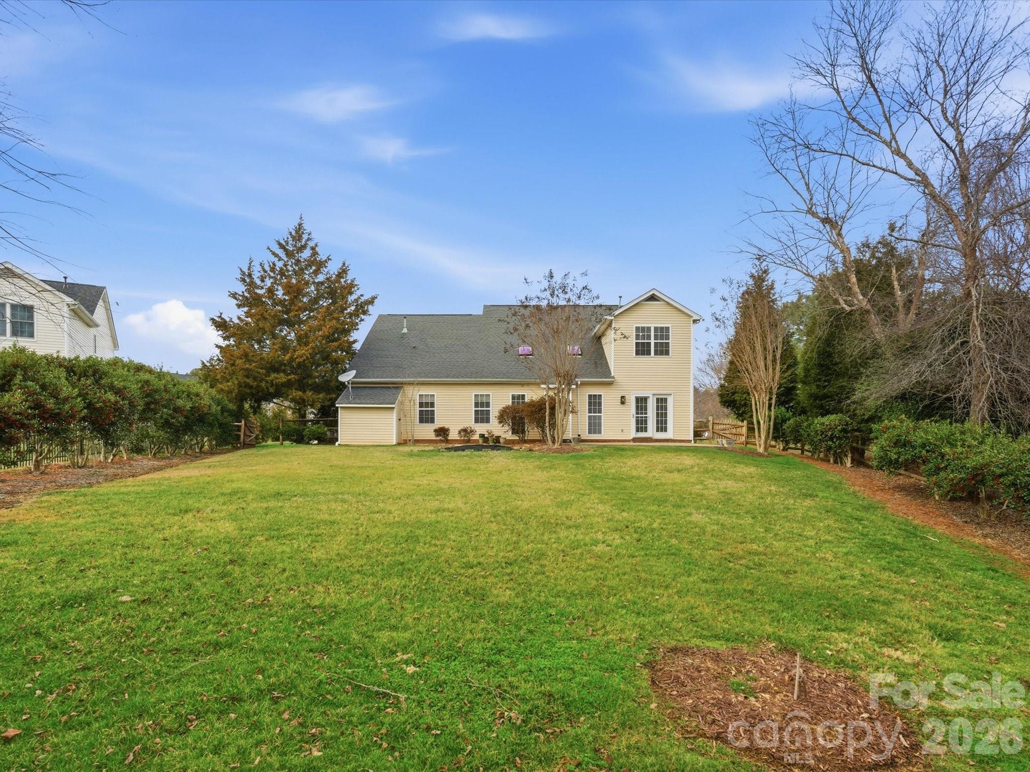 6017 Lowergate Drive — Waxhaw