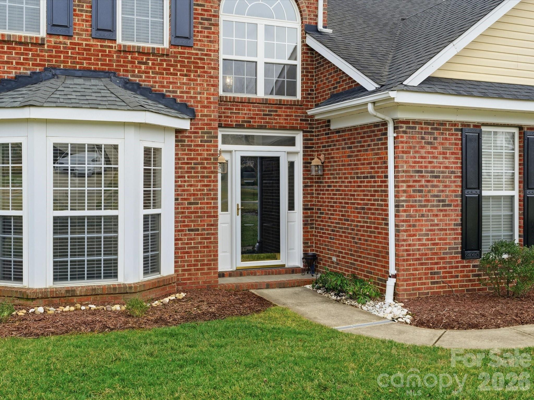 6017 Lowergate Drive — Waxhaw