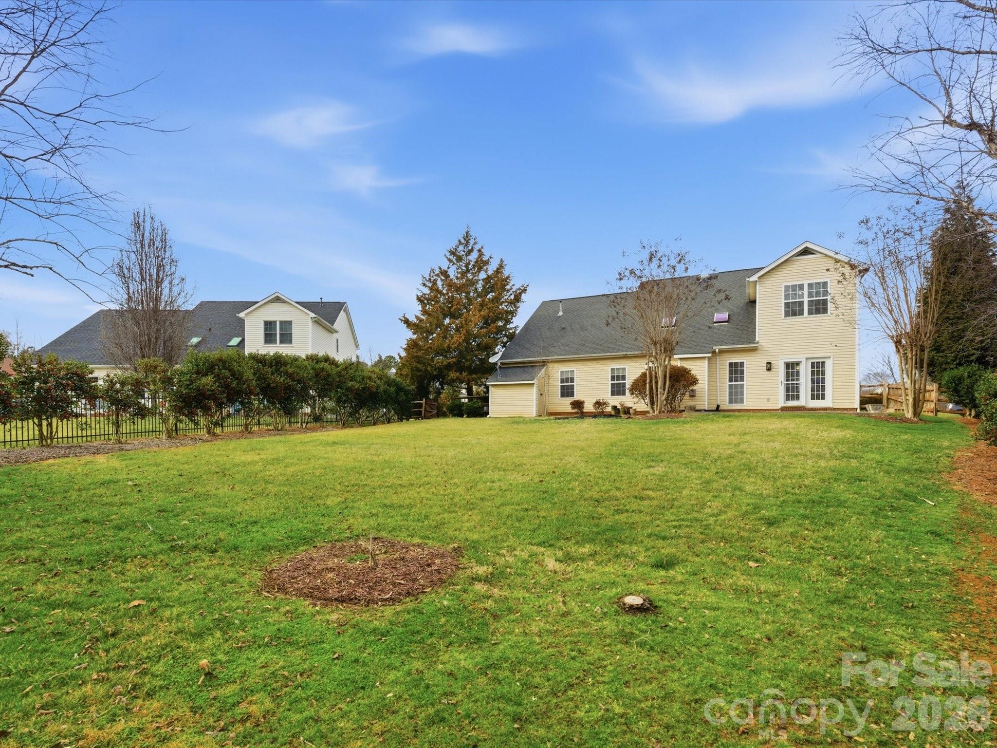 6017 Lowergate Drive — Waxhaw