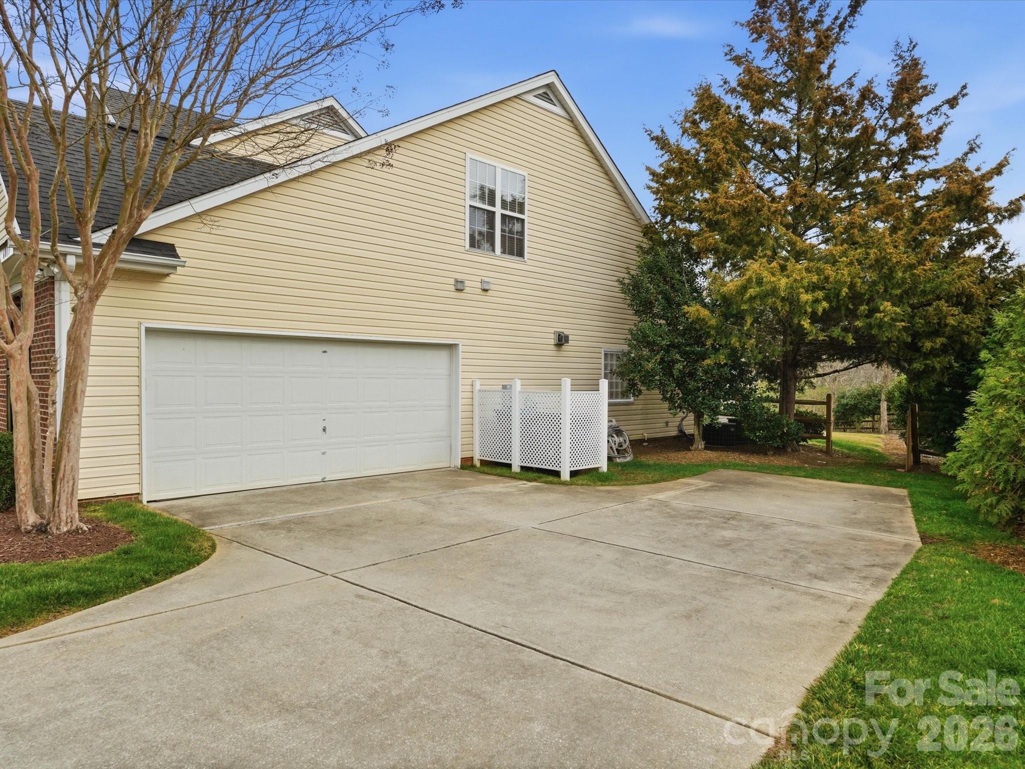 6017 Lowergate Drive — Waxhaw