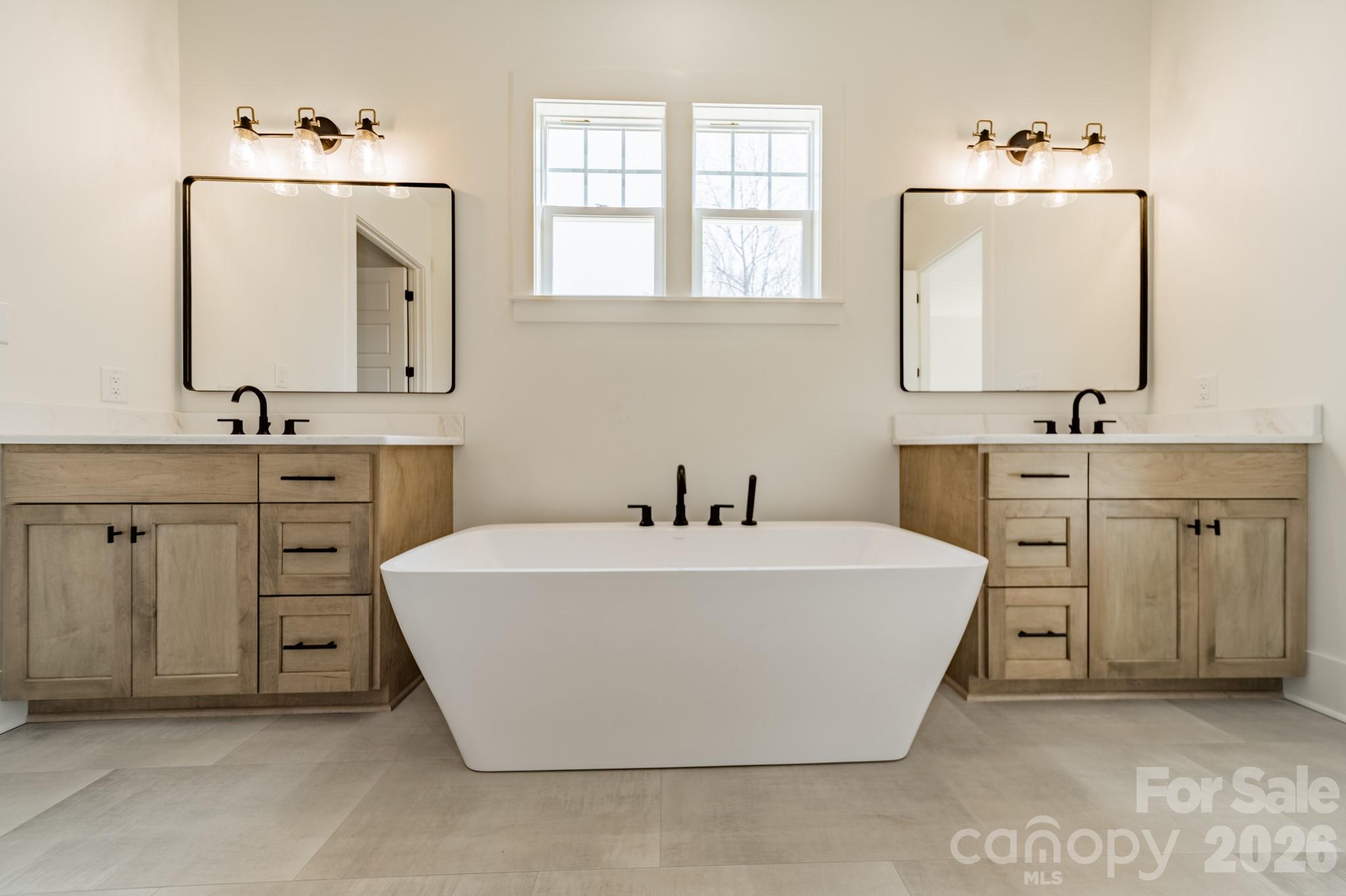 121 Juniper Road — Mooresville