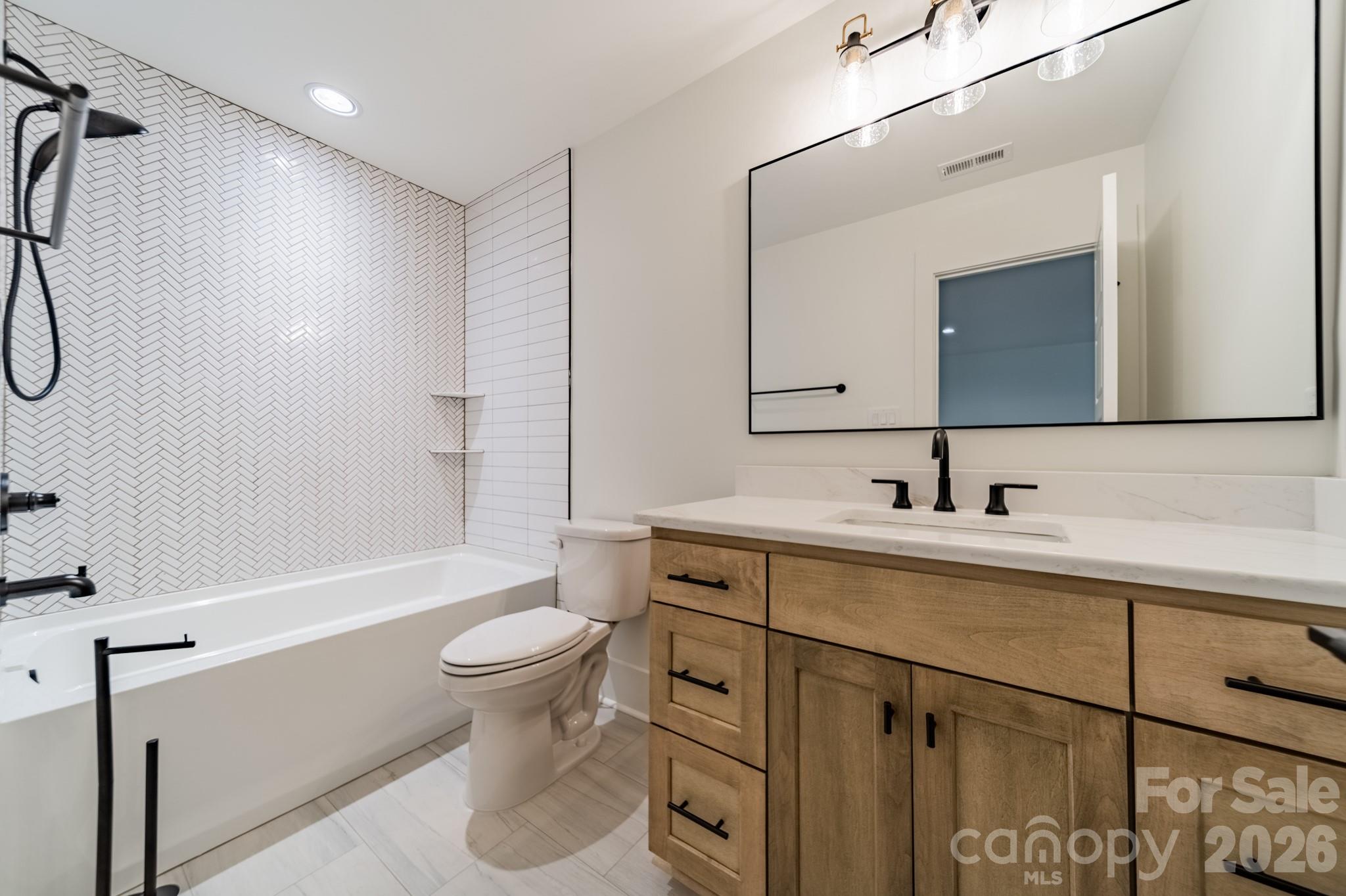 121 Juniper Road — Mooresville