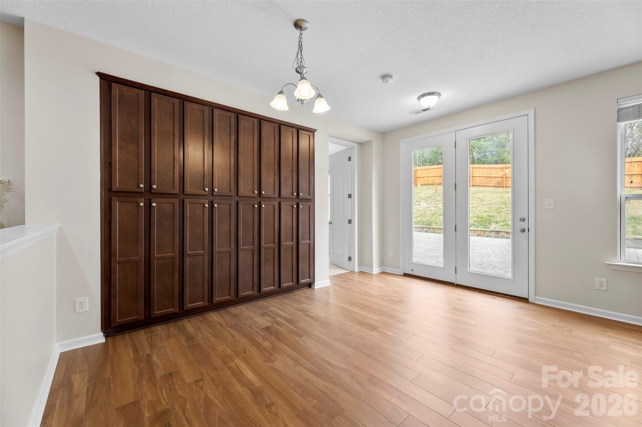 1201 Mckee Farm Lane — Belmont