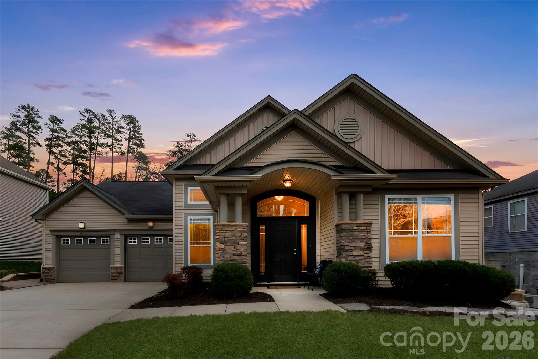 1201 Mckee Farm Lane — Belmont
