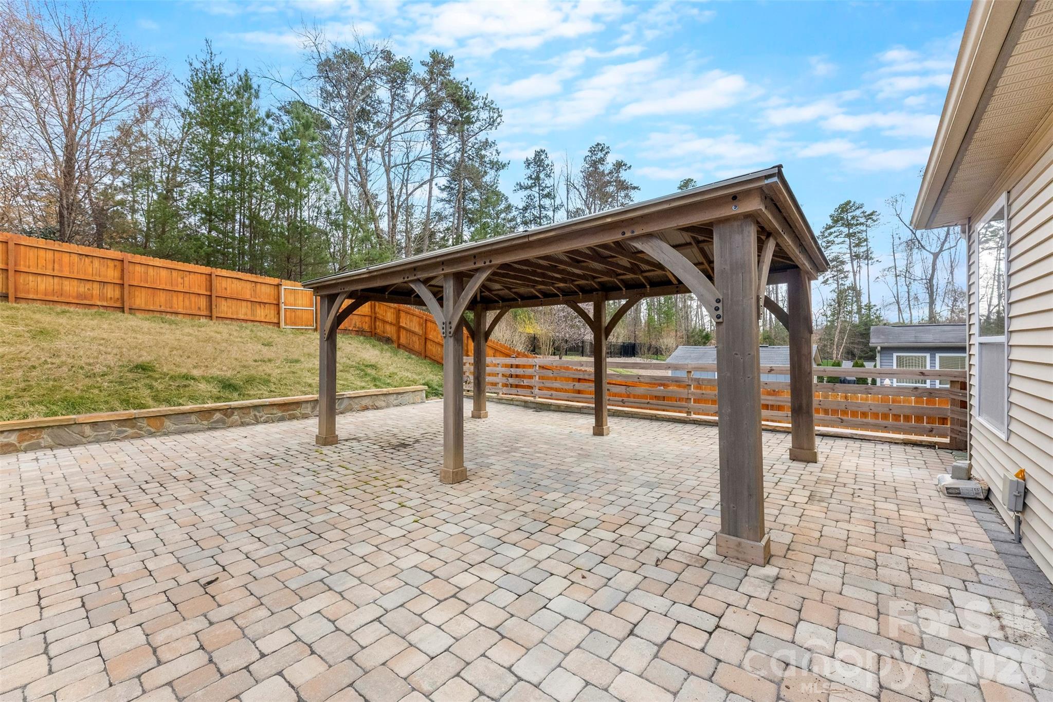 1201 Mckee Farm Lane — Belmont