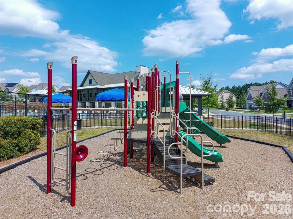 4211 Plumeria Way — Fort Mill