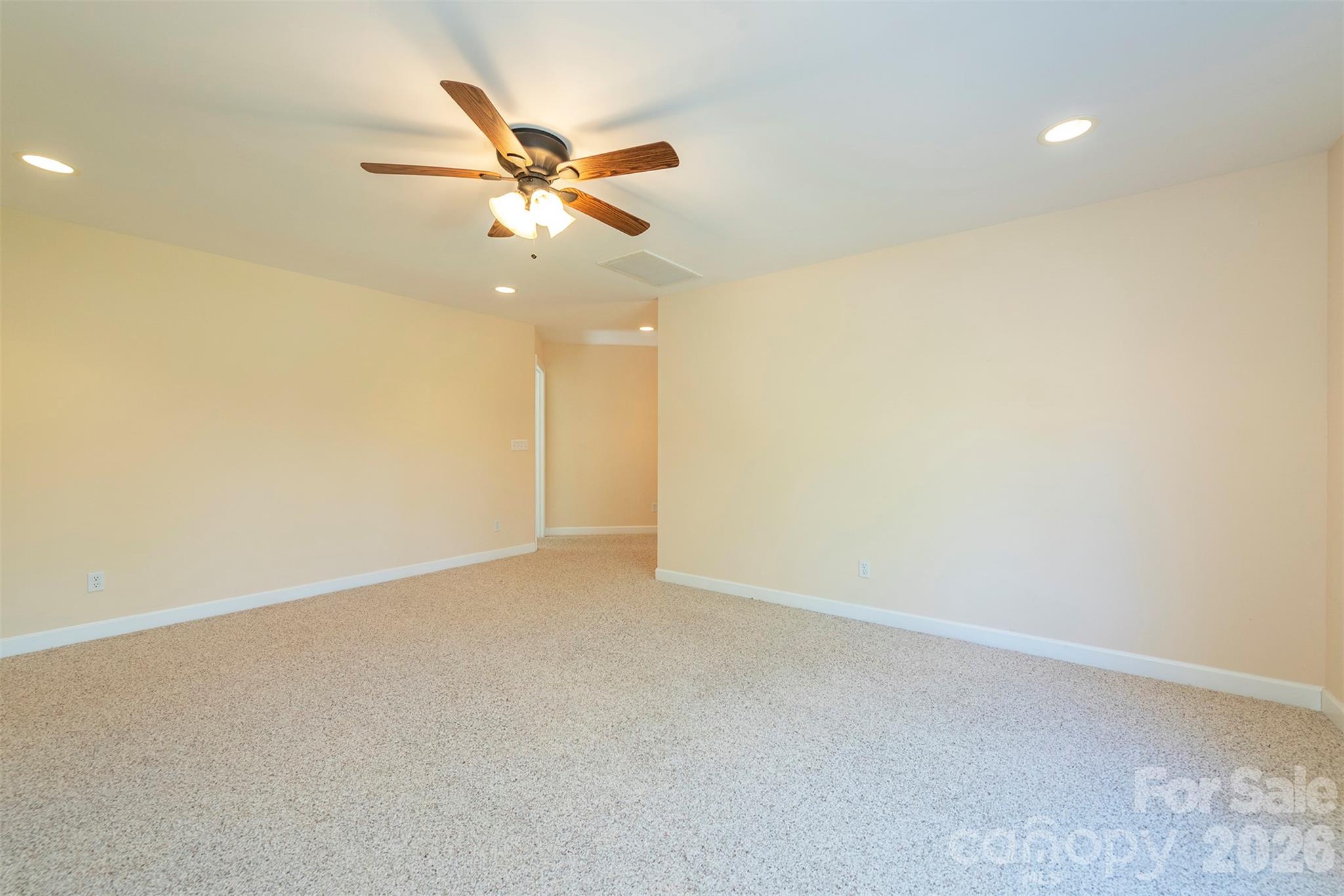 75 Noble Road — Fairview