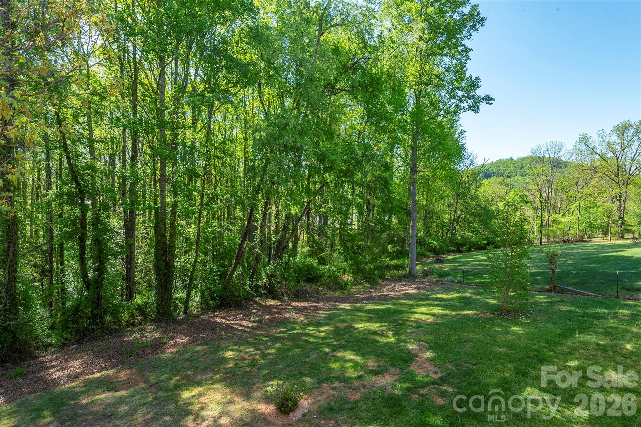 75 Noble Road — Fairview