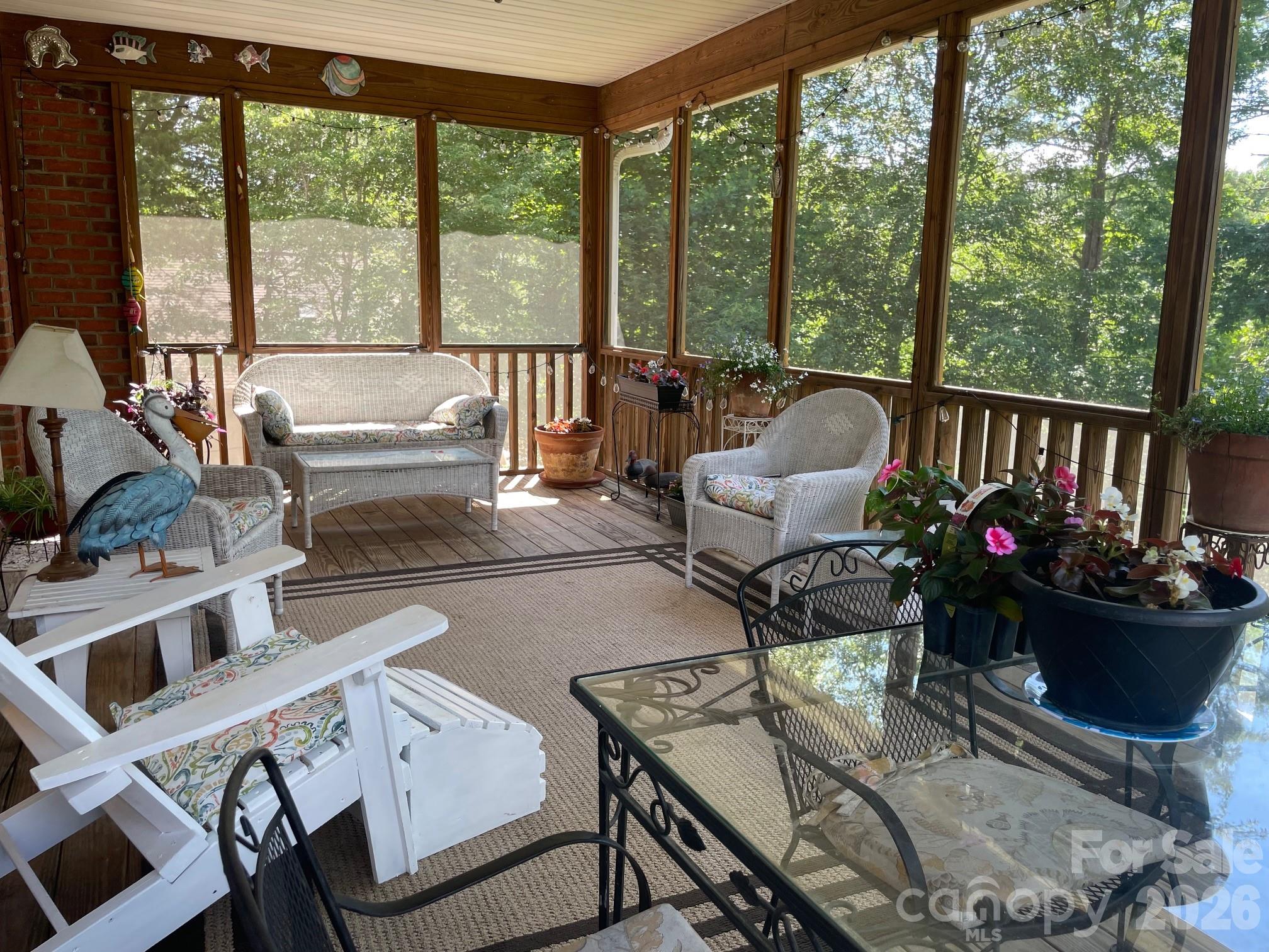 357 Lentz Landing Lane — Nebo