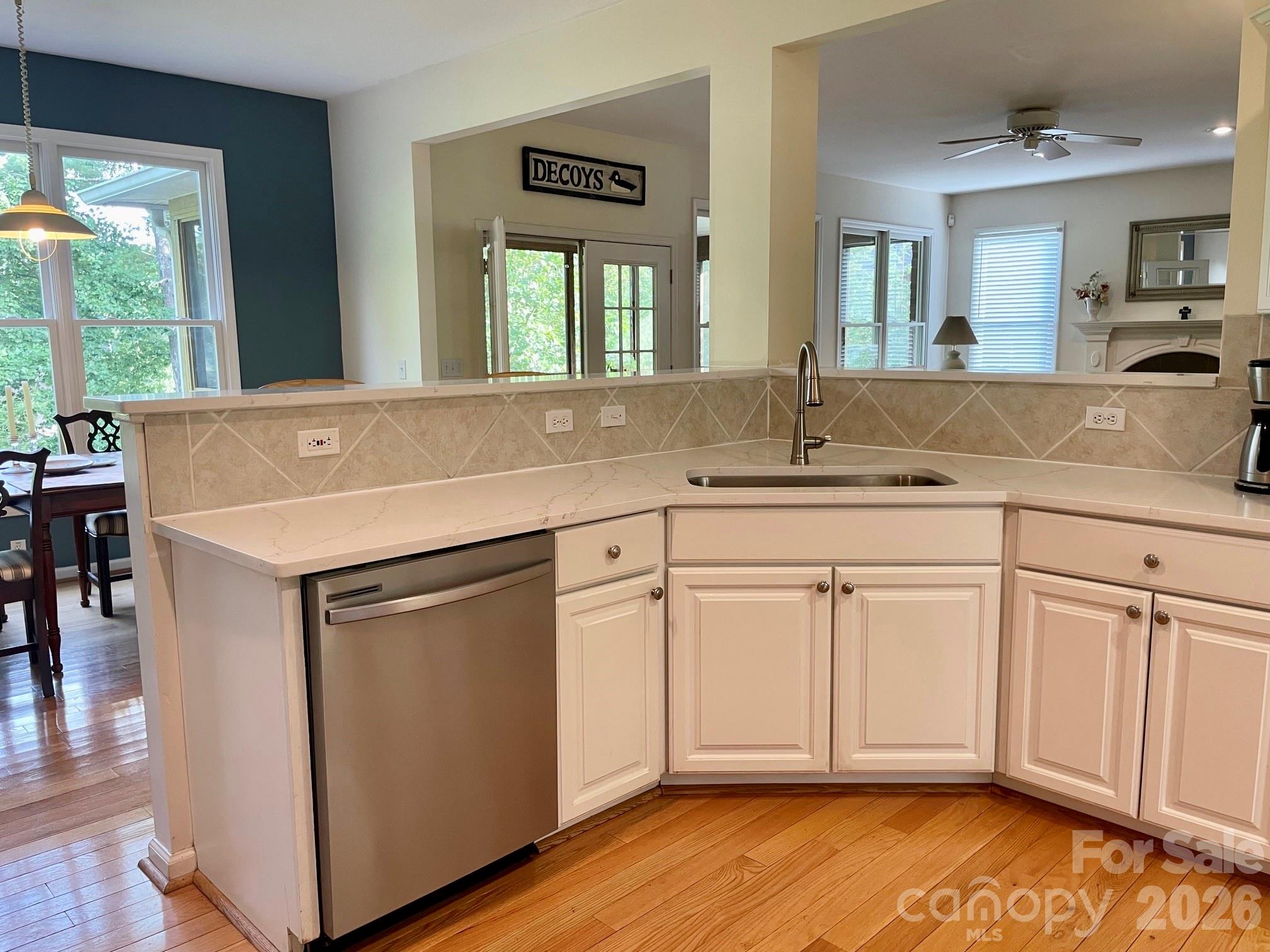 357 Lentz Landing Lane — Nebo