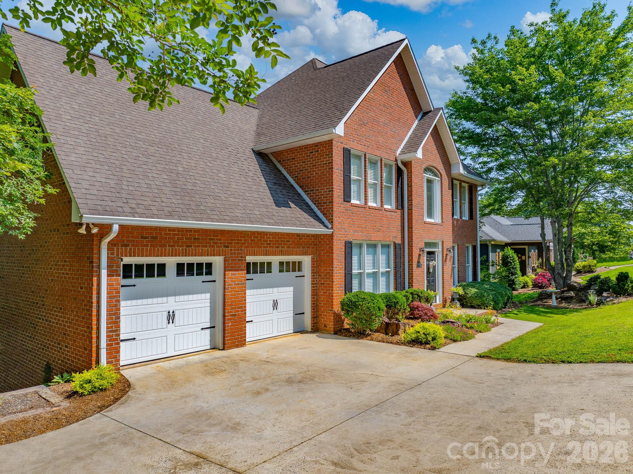 357 Lentz Landing Lane — Nebo