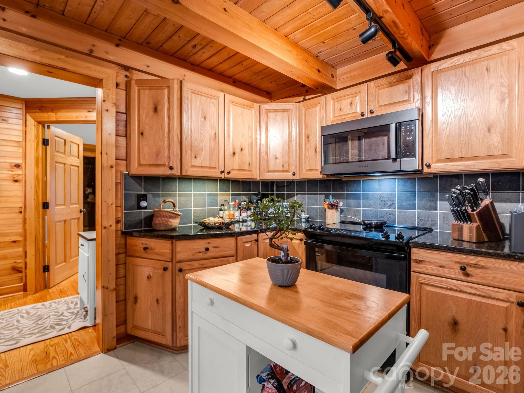 190 Observation Ridge — Rutherfordton