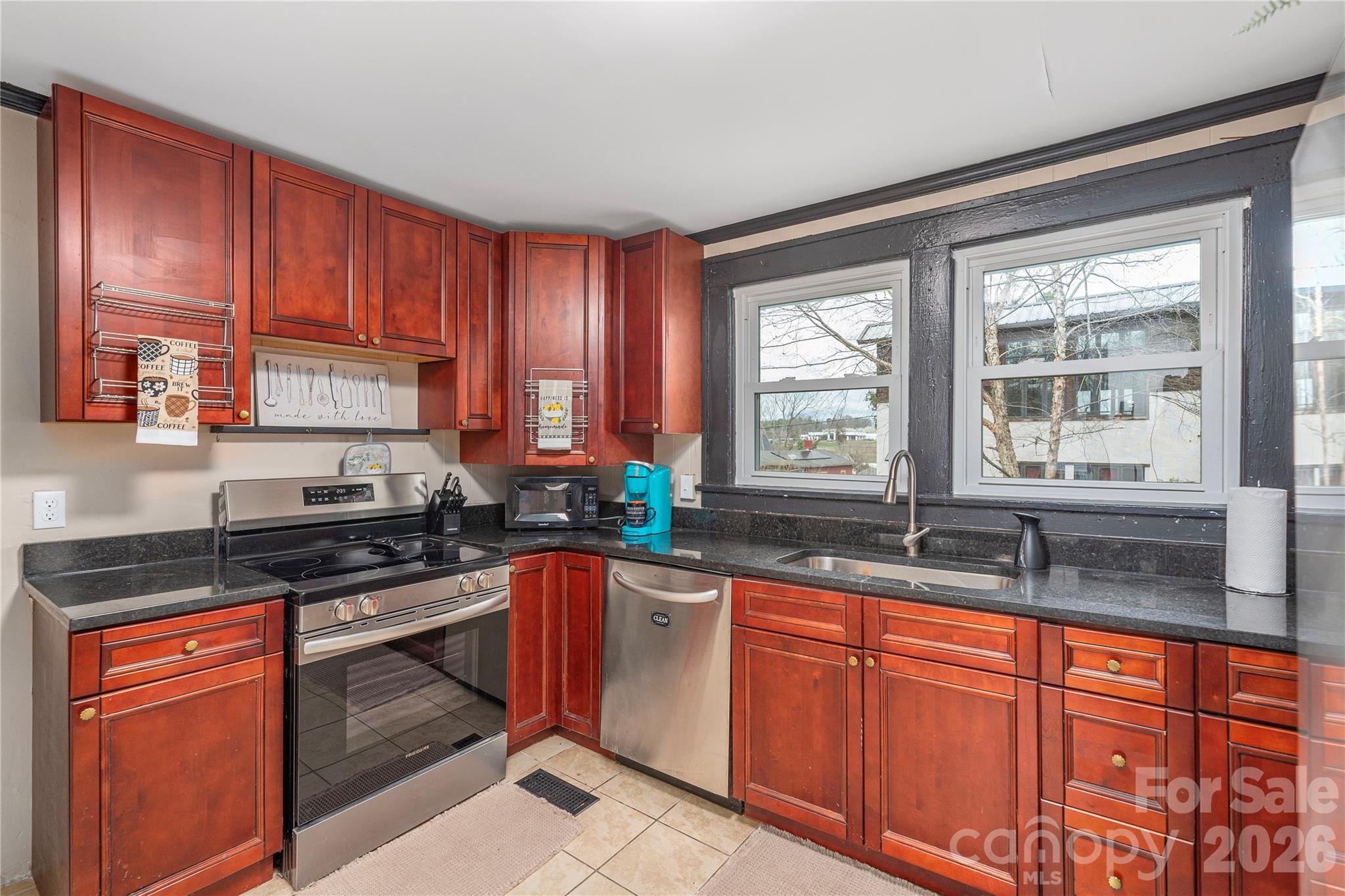 52 Boyd Avenue — Asheville