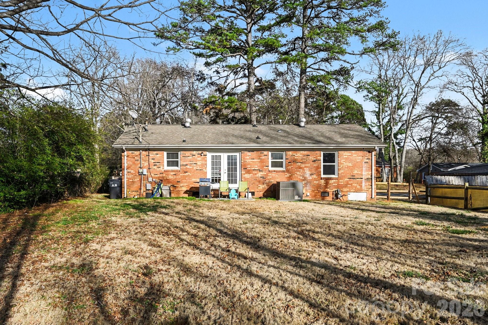 537 Kentbrook Drive — Charlotte