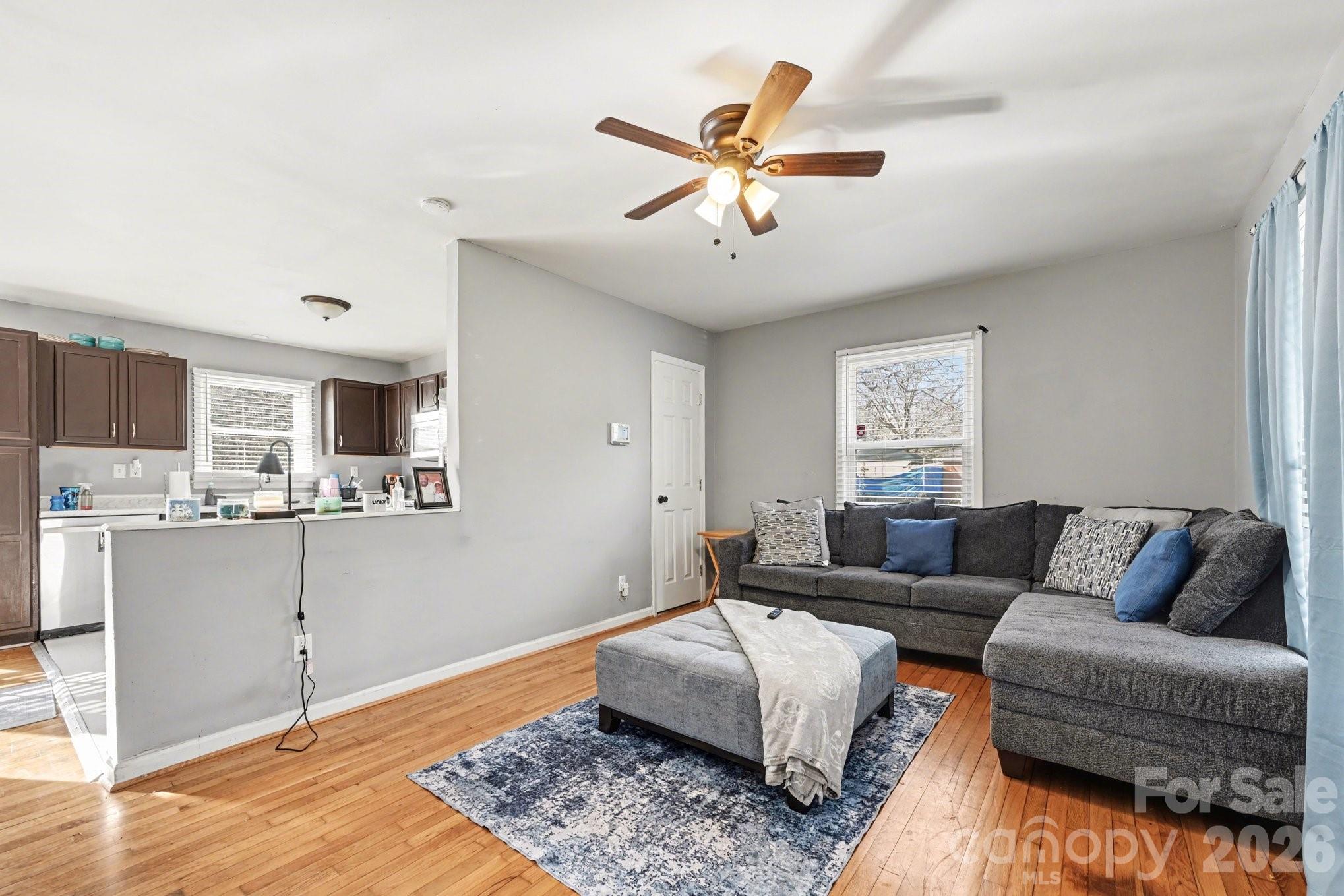 537 Kentbrook Drive — Charlotte