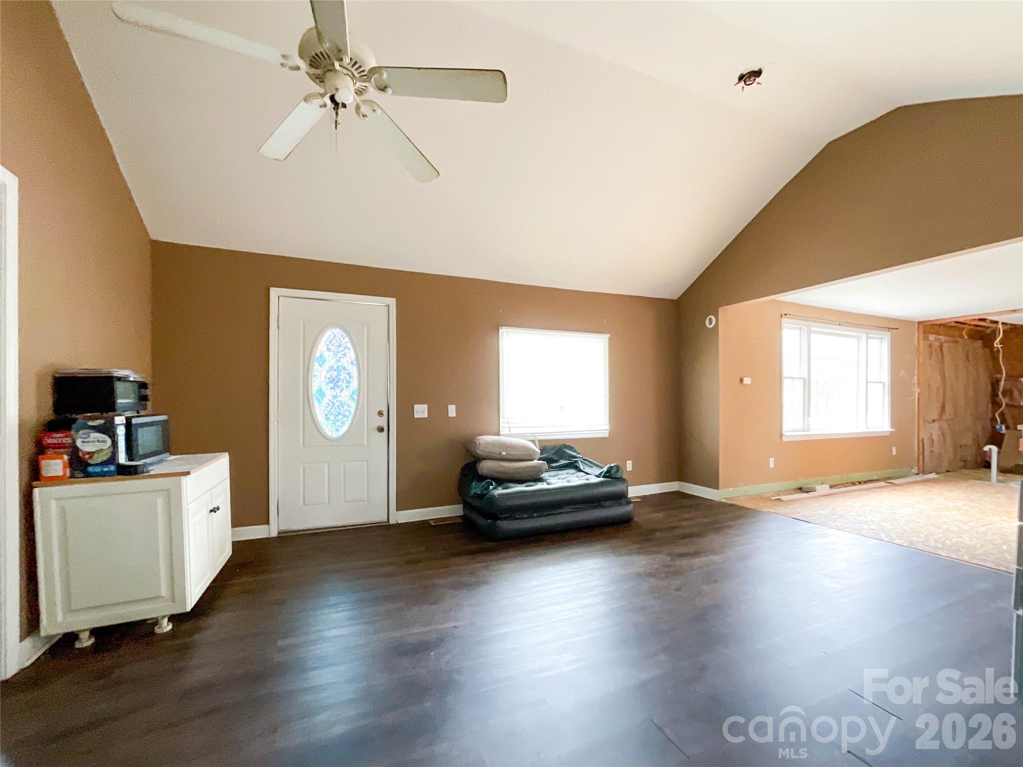5978 Gold Mine Highway — Kershaw