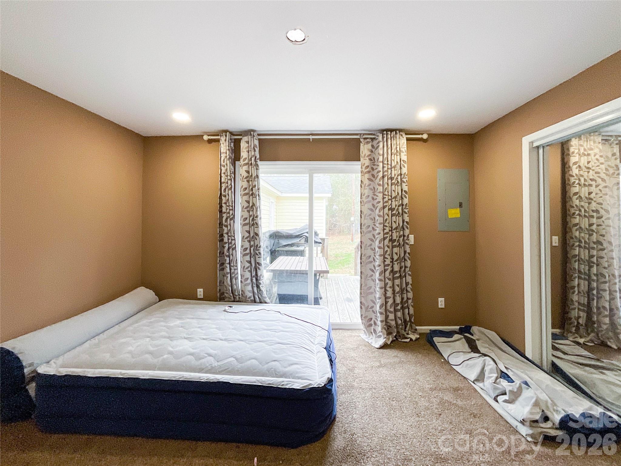 5978 Gold Mine Highway — Kershaw