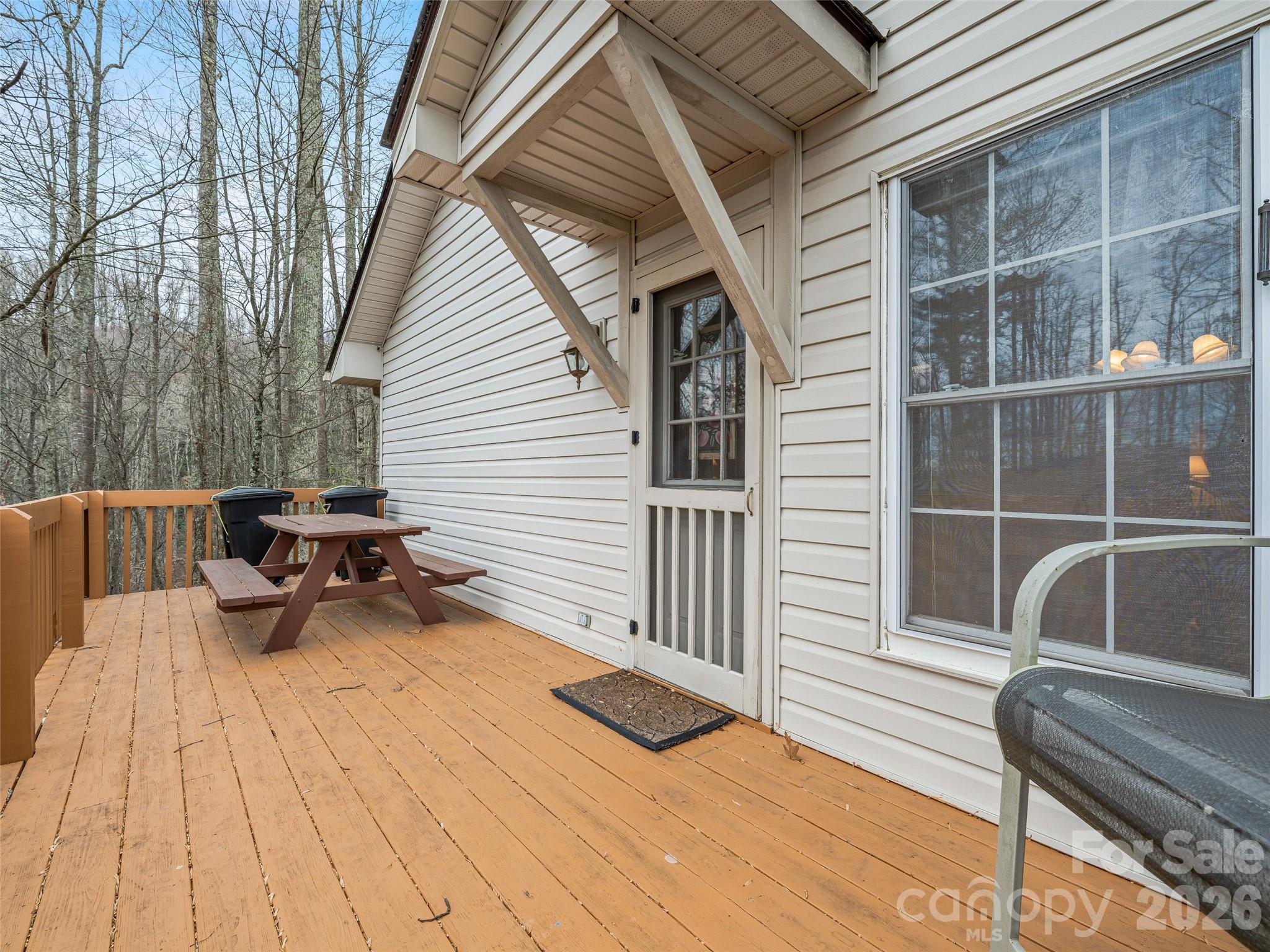24 Abbey Lane — Hendersonville