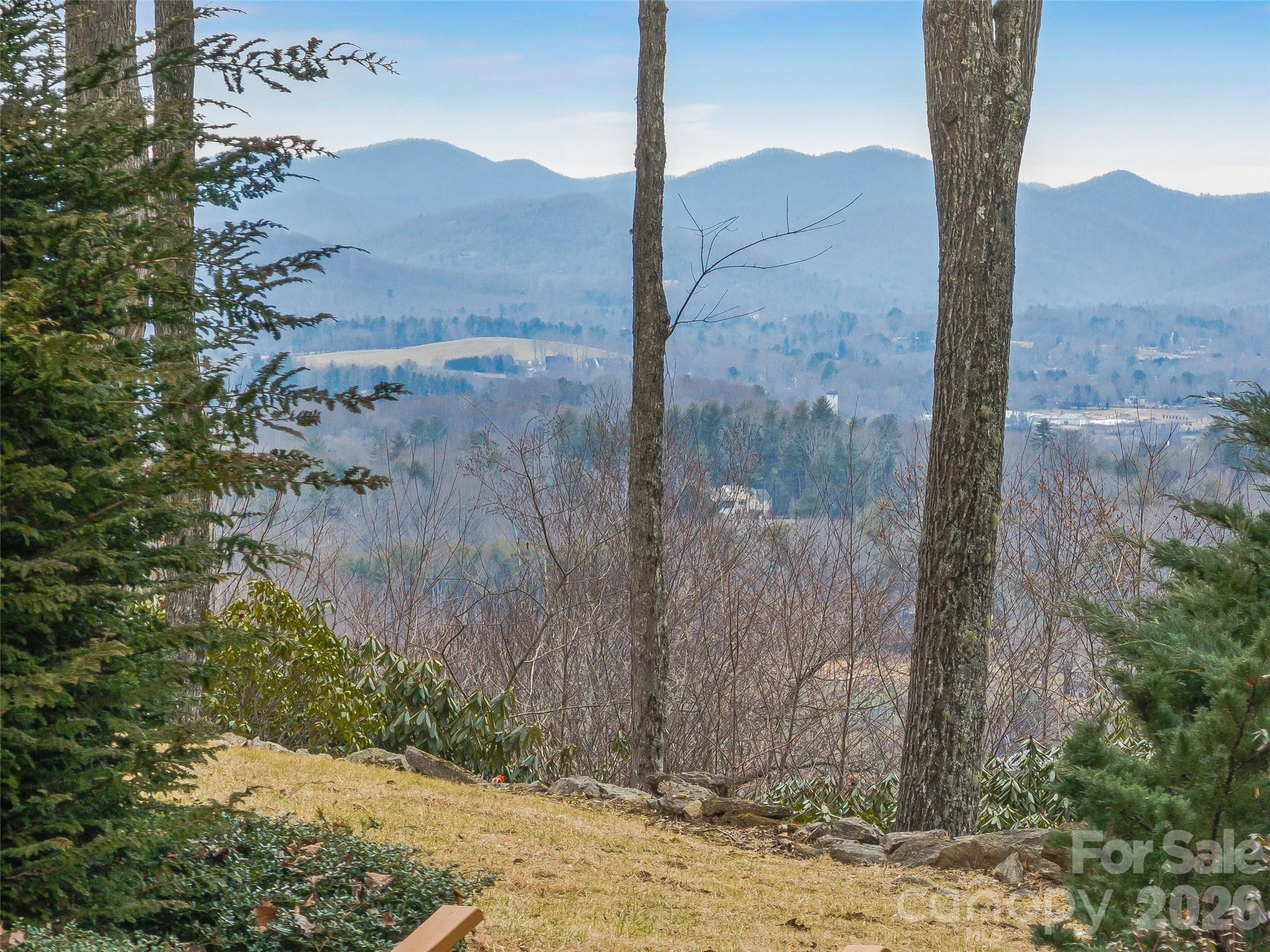 24 Abbey Lane — Hendersonville