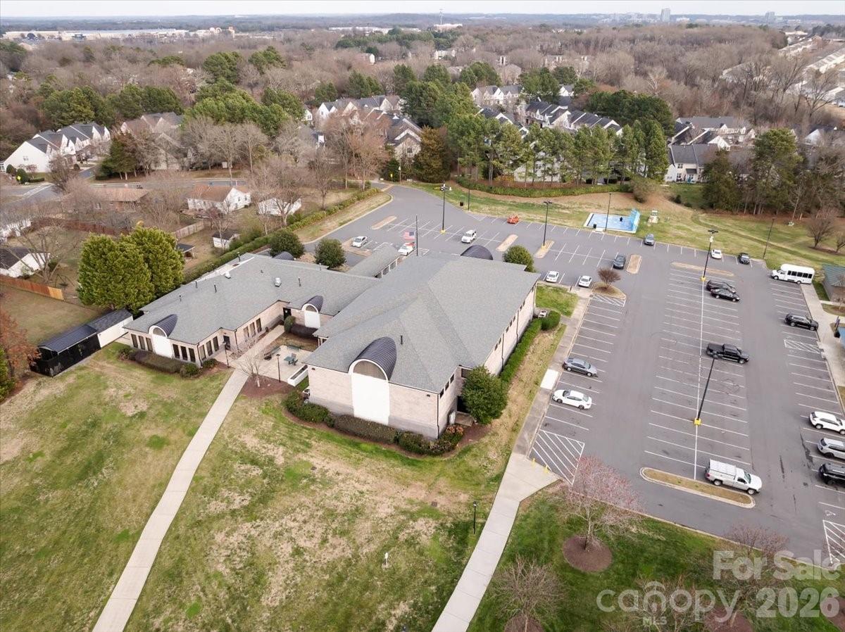 237 Water Oak Drive — Pineville