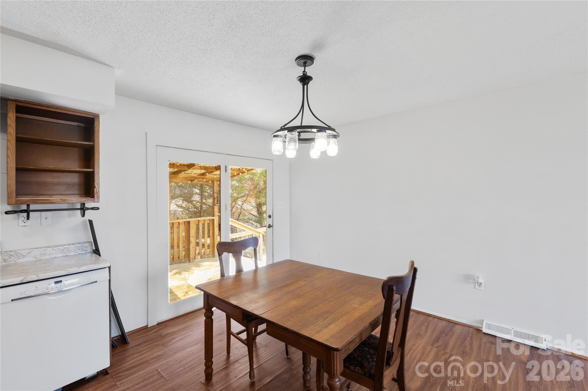 335 Yachtsman Drive — Salisbury