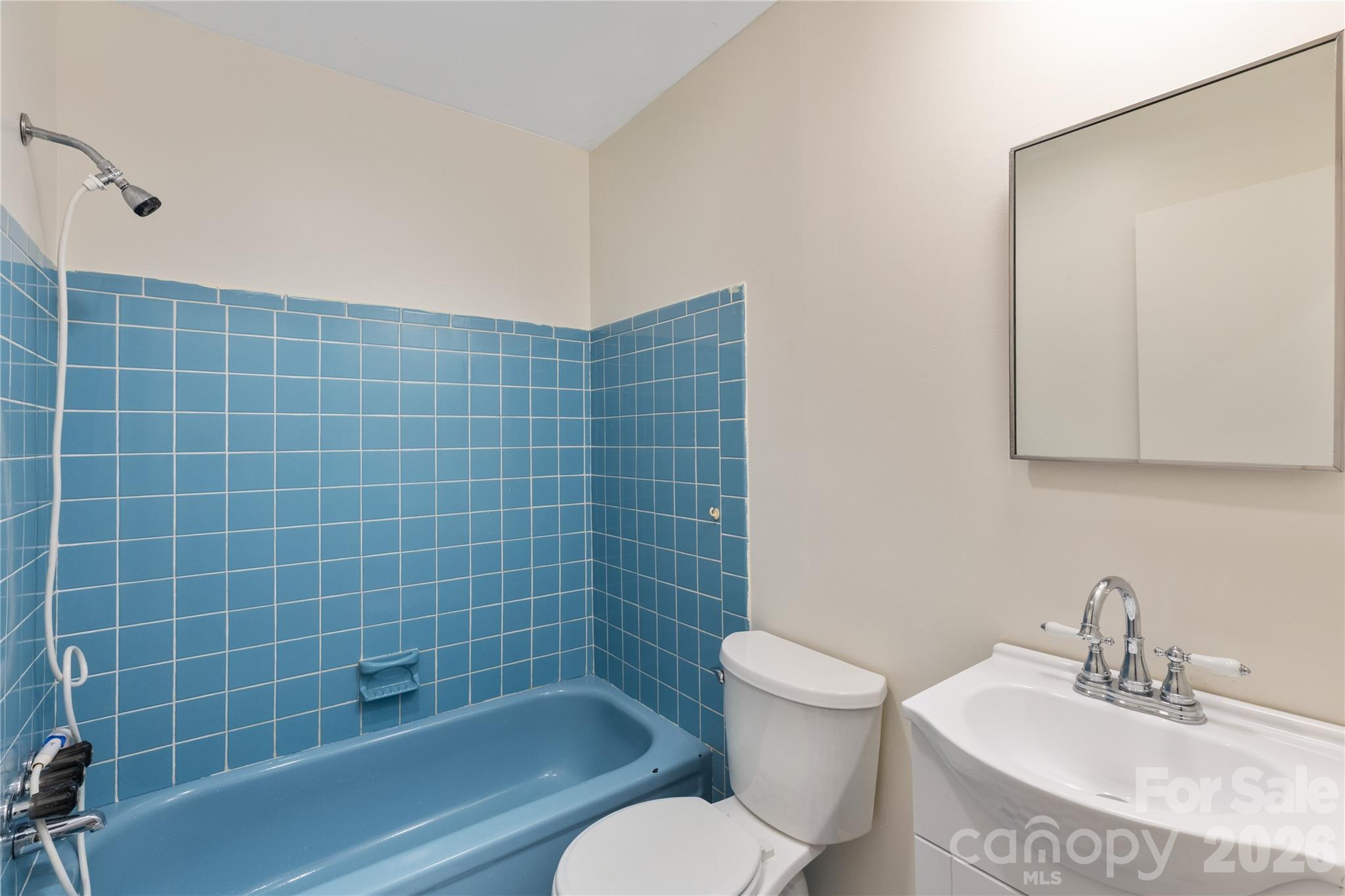 335 Yachtsman Drive — Salisbury