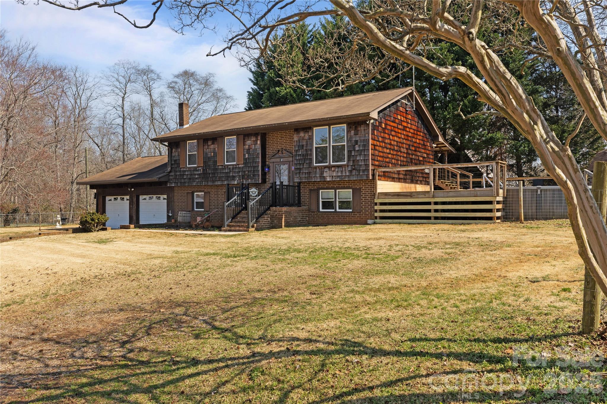 335 Yachtsman Drive — Salisbury