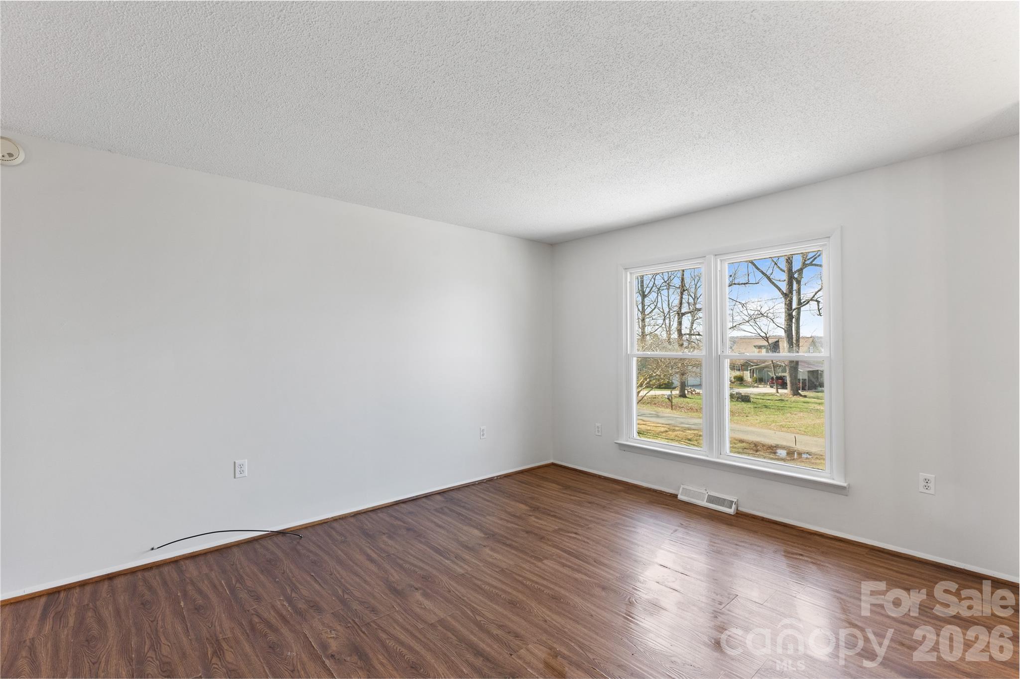 335 Yachtsman Drive — Salisbury
