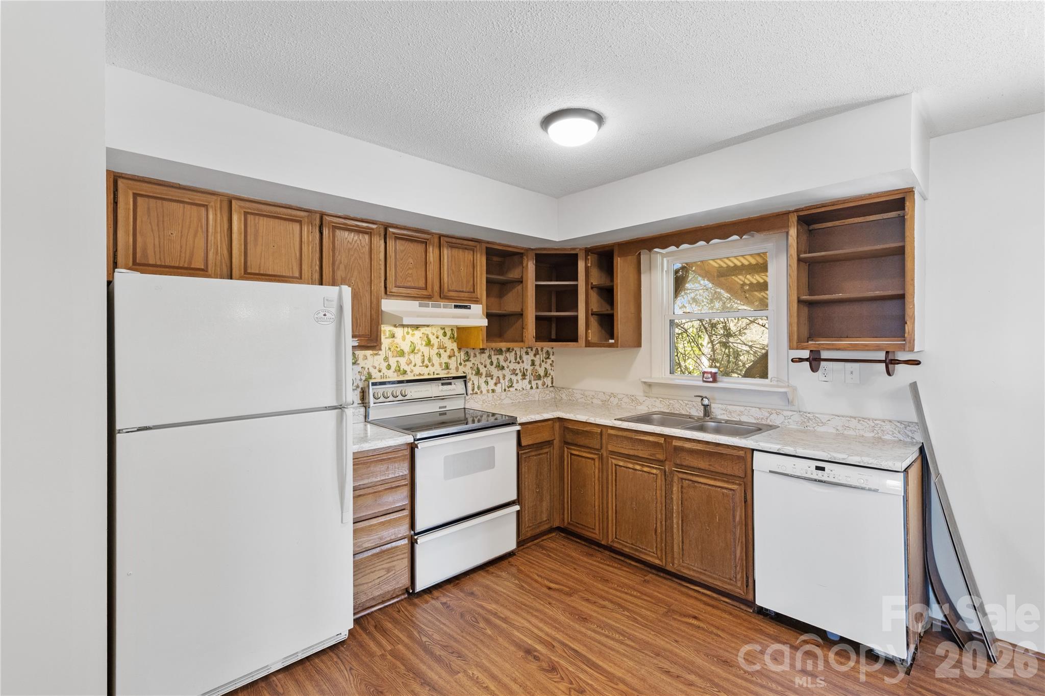 335 Yachtsman Drive — Salisbury