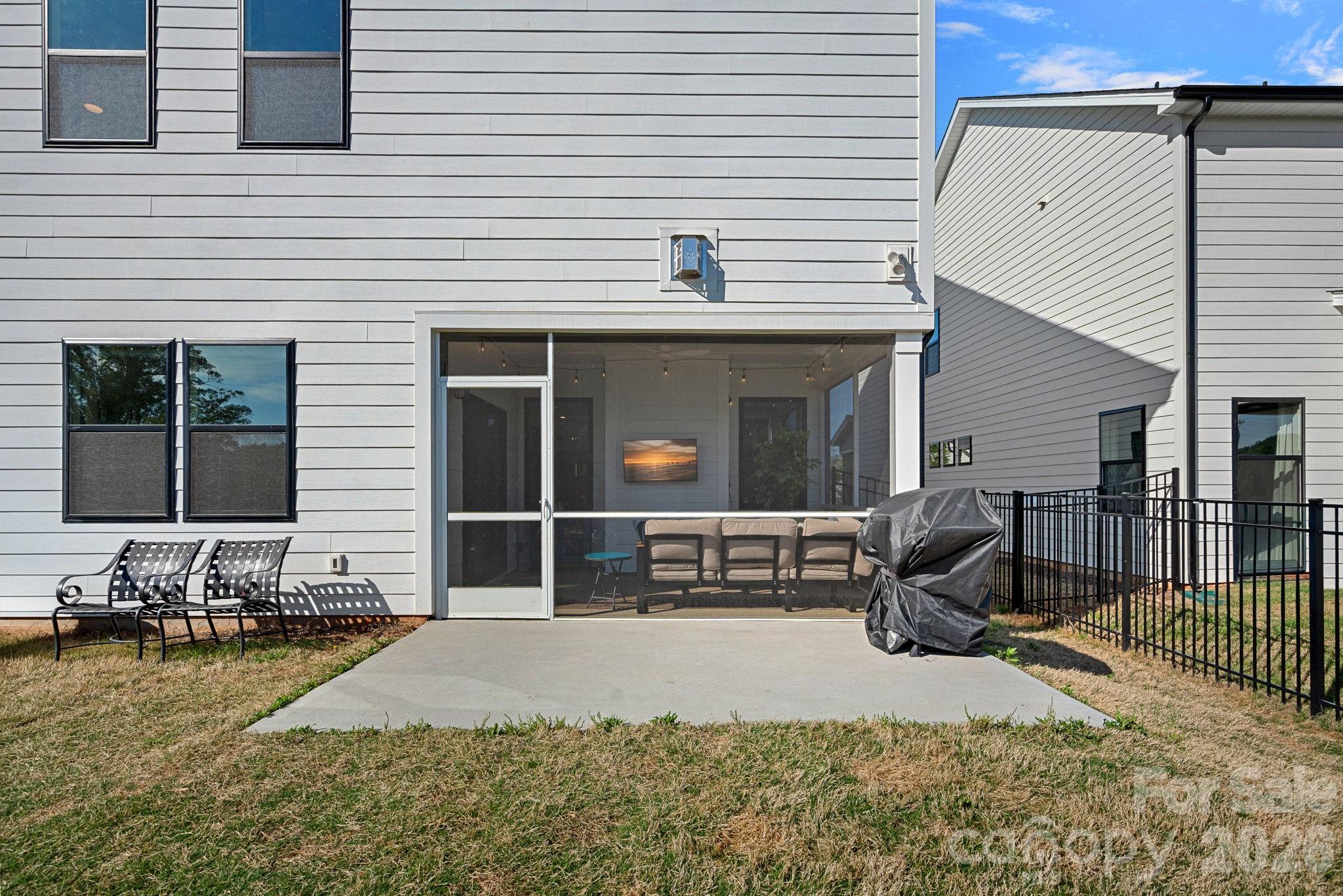 8604 Bridgegate Drive — Huntersville