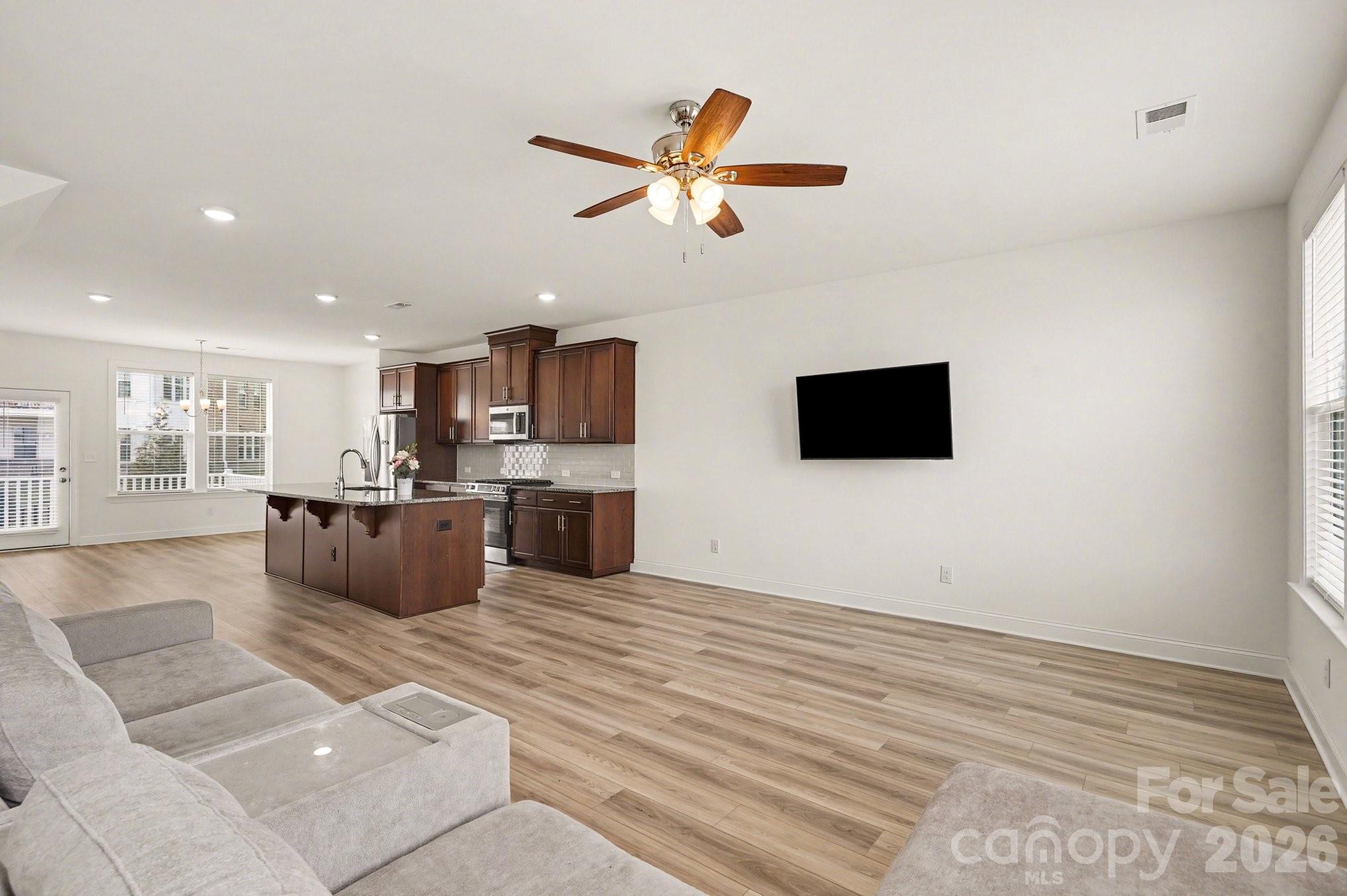 9245 DELANCEY Lane NW — Concord