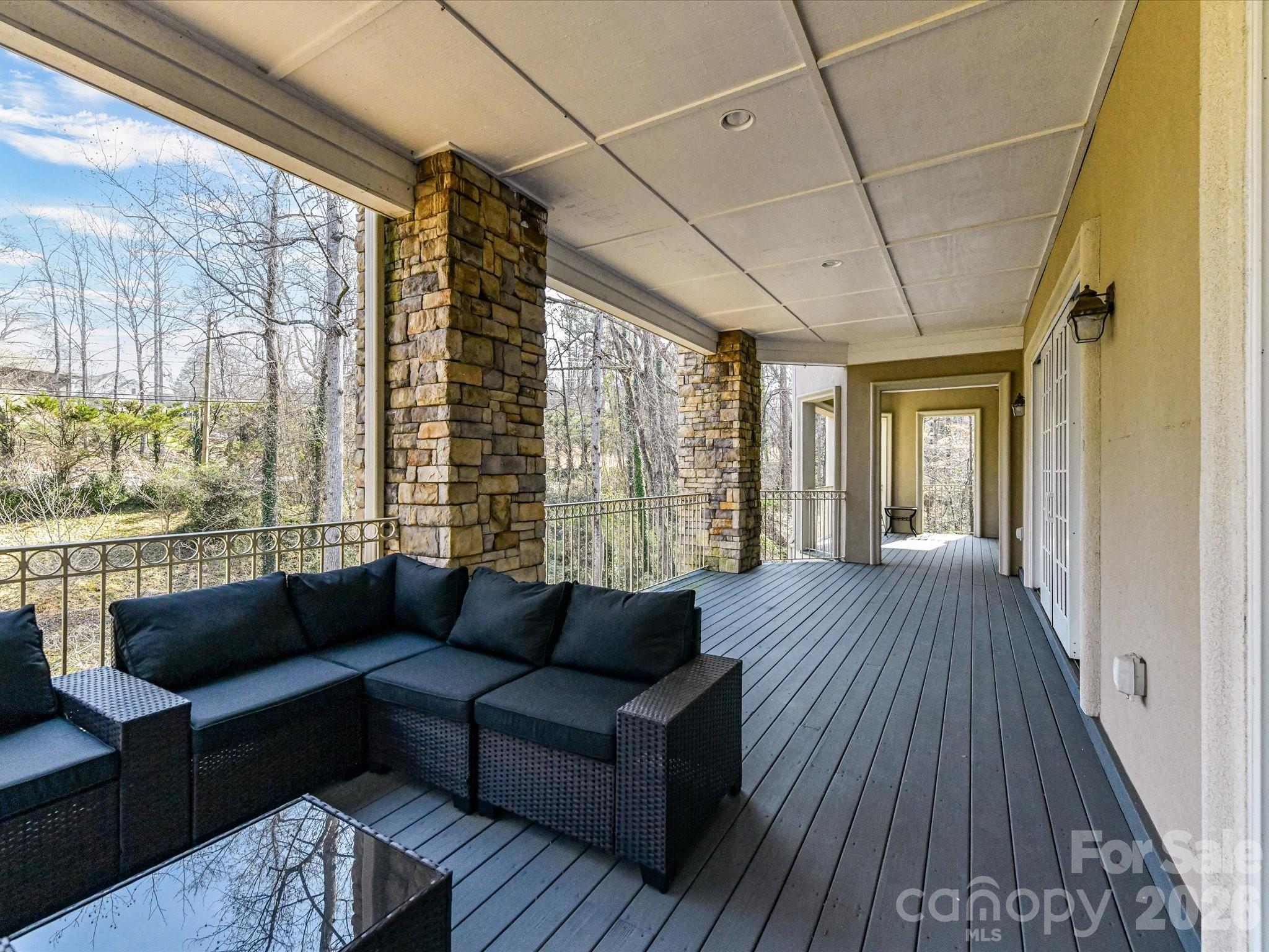 1779 8th Street Drive NW — Hickory