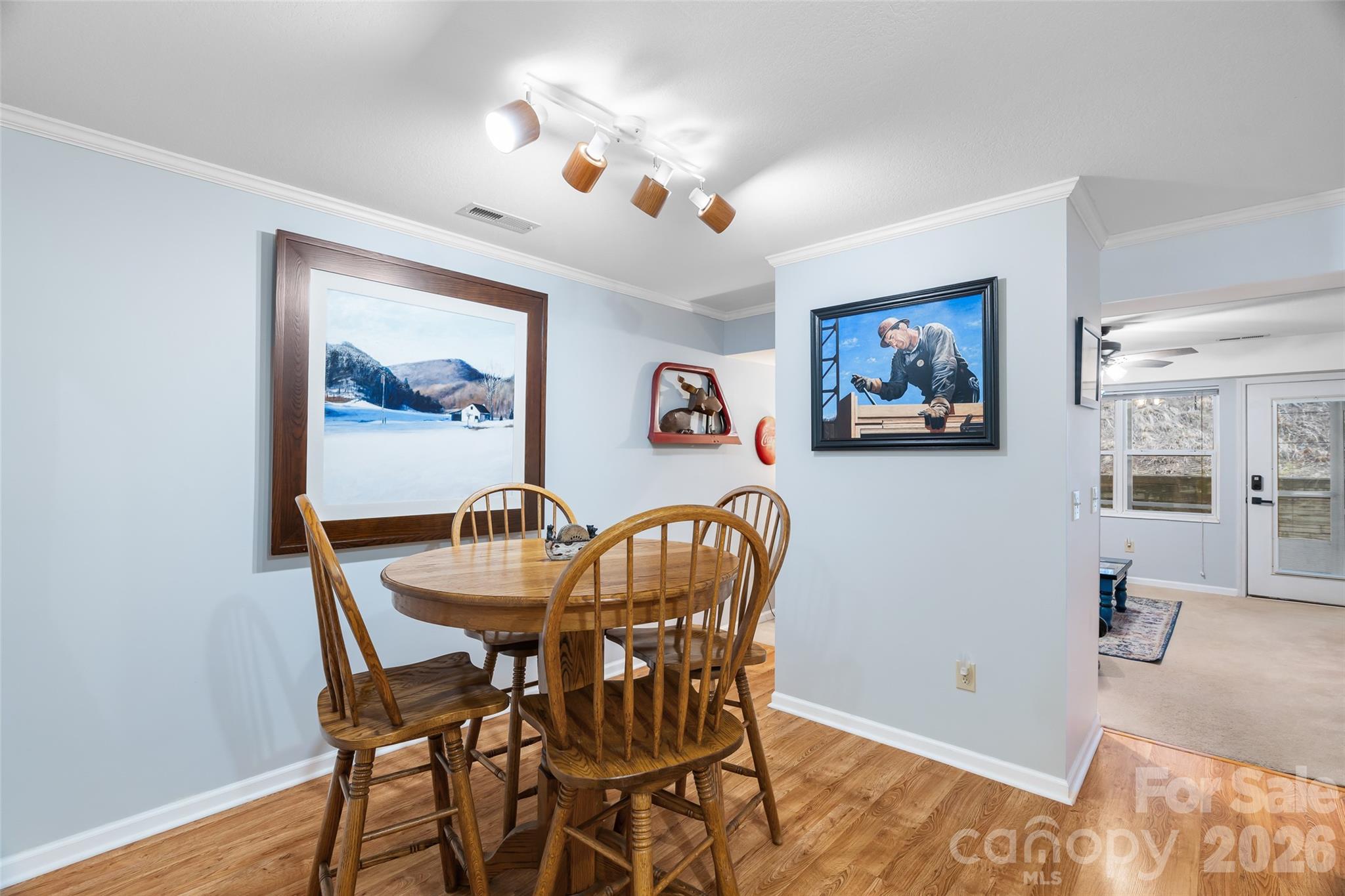 101 Carlyle Way — Asheville