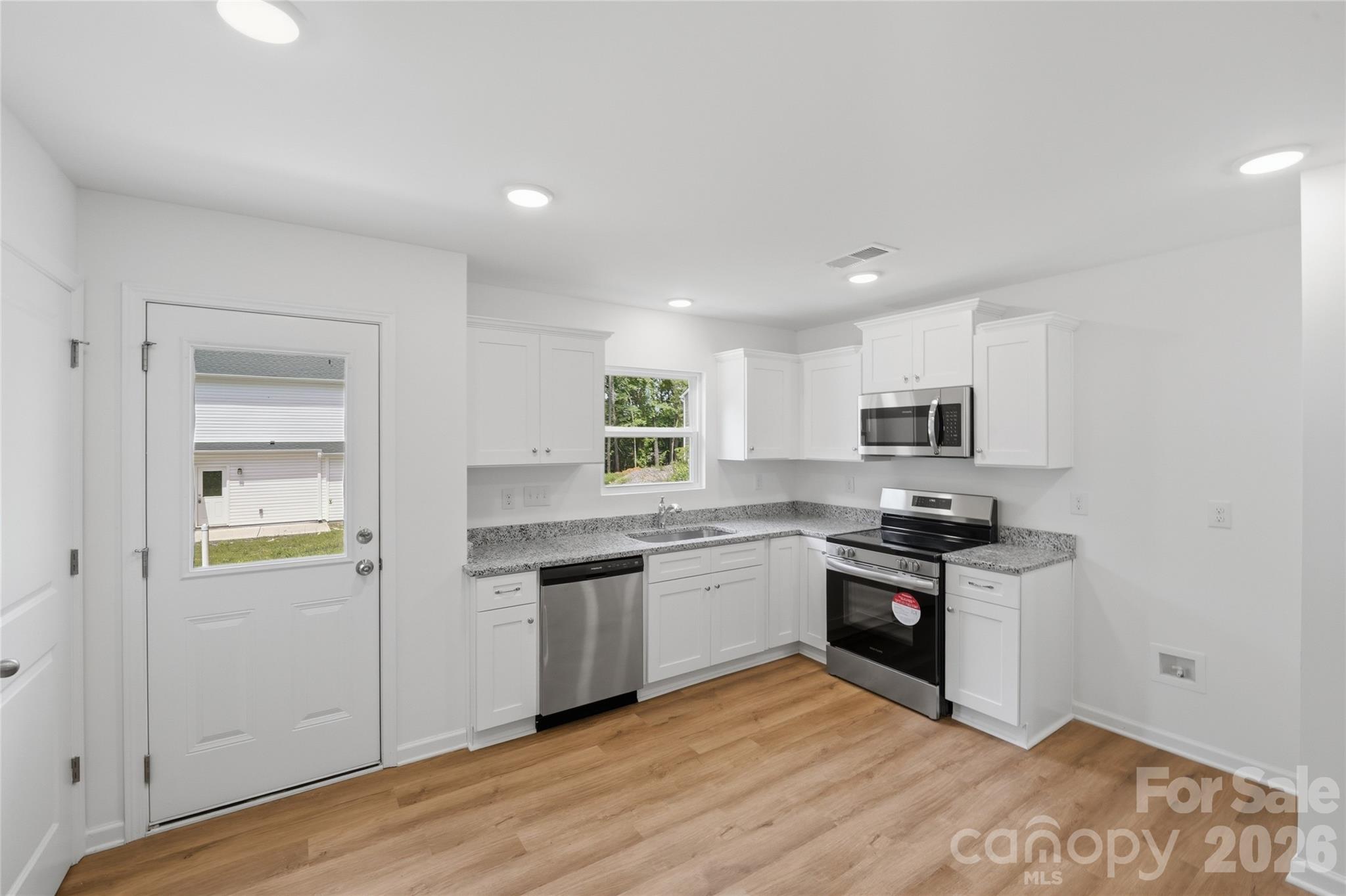 418 Kershaw Street — Lancaster