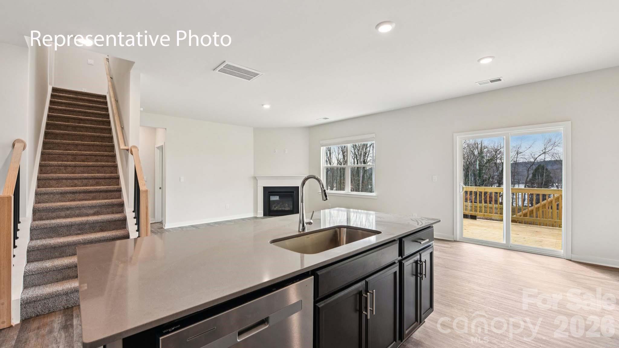 5616 Pamplona Way — Charlotte