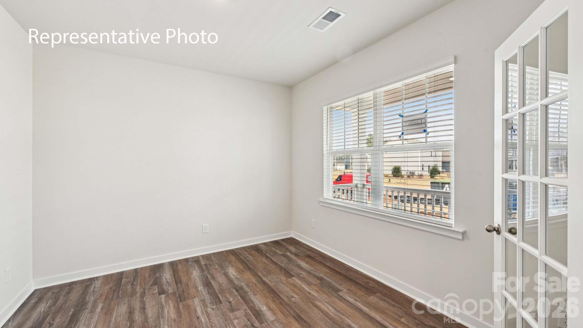5616 Pamplona Way — Charlotte
