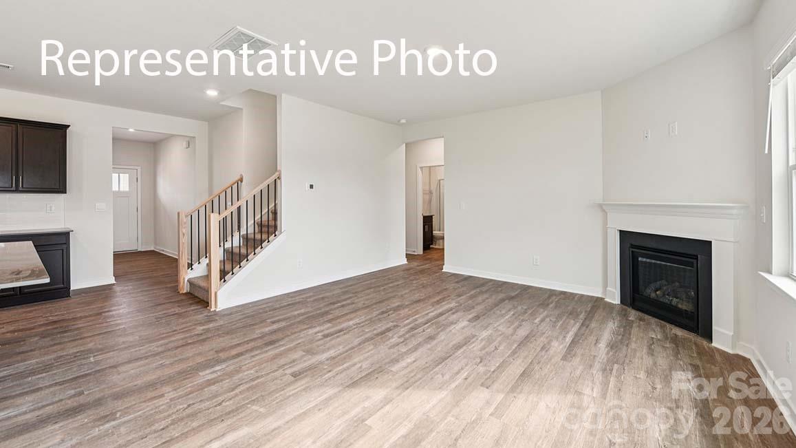 5616 Pamplona Way — Charlotte